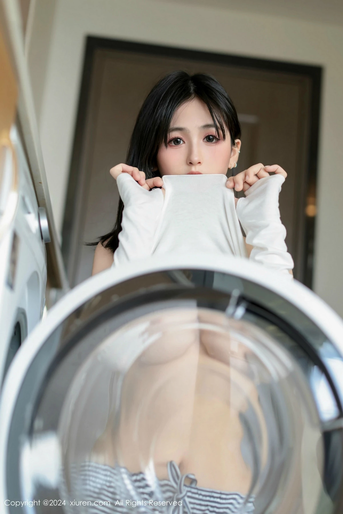 秀人集.com_[XiuRen秀人网]No.9605_模特奶芙乔乔性感白T配长裤露超薄黑丝秀凹凸身材撩人诱惑写真85P