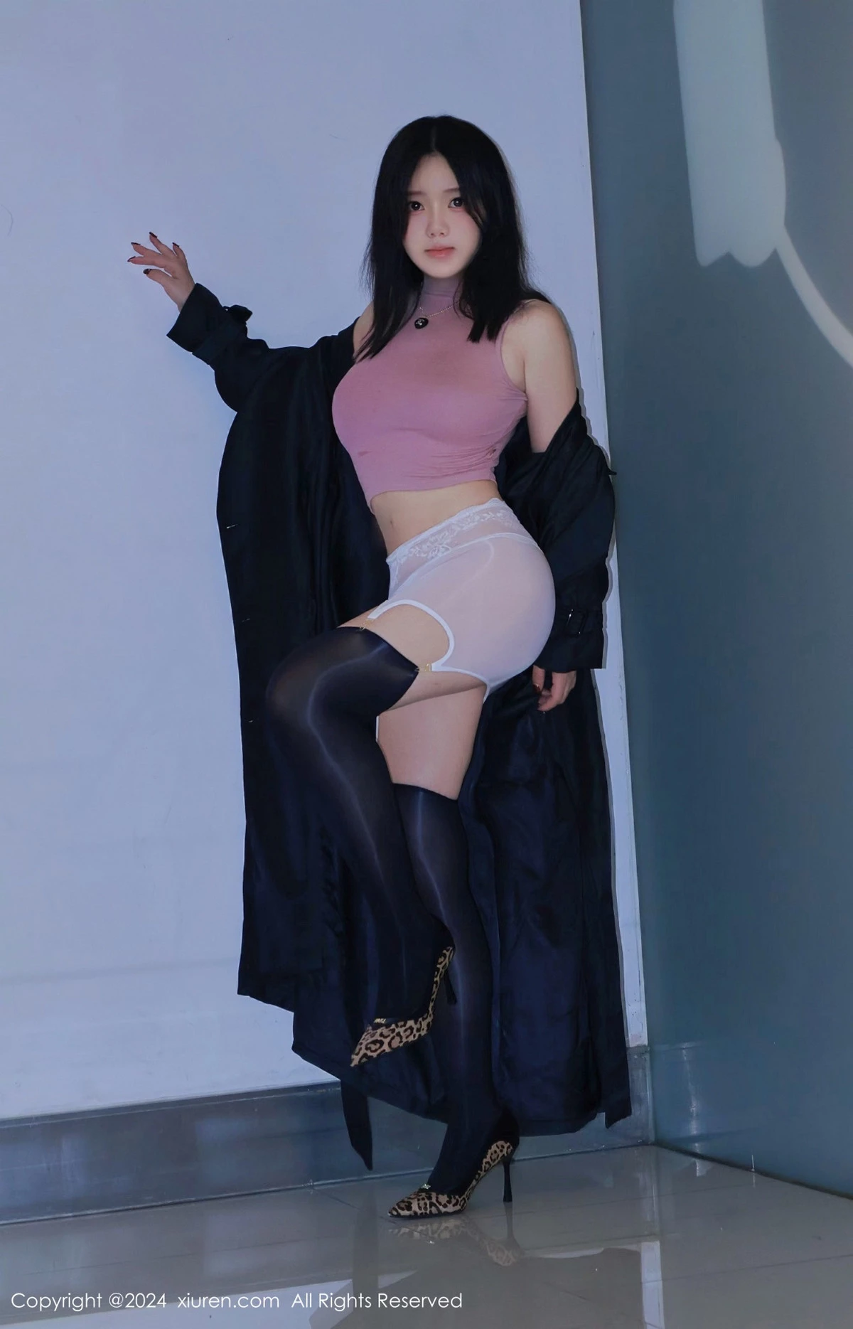 秀人集.com_[XiuRen秀人网]No.9489_模特小薯条nienie户外性感肉色连体衣秀惹火身材撩人诱惑写真80P