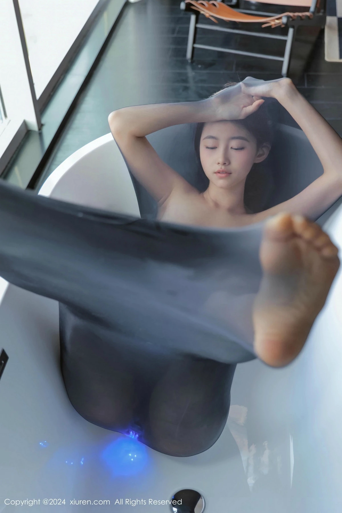 秀人集.com_[XiuRen秀人网]No.9684_新人模特小橘子orange私房性感黑色连衣丝袜秀曼妙身姿诱惑写真69P