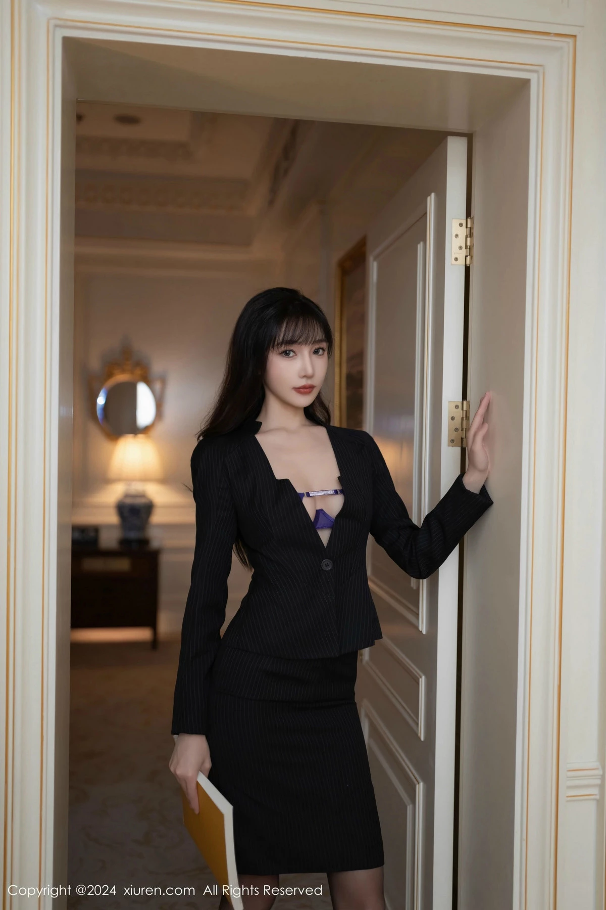 秀人集.com_[XiuRen秀人网]No.9692_模特合集安然anran＆陆萱萱私房黑色OL服饰露性感内衣诱惑写真80P