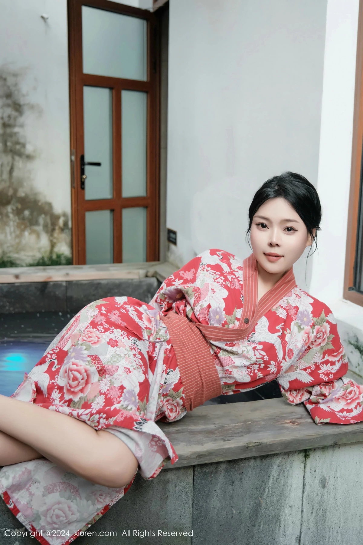 秀人集.com_[XiuRen秀人网]No.9687_模特麦田温泉场景性感花色连衣裙半脱秀曼妙身姿惹火诱惑写真77P