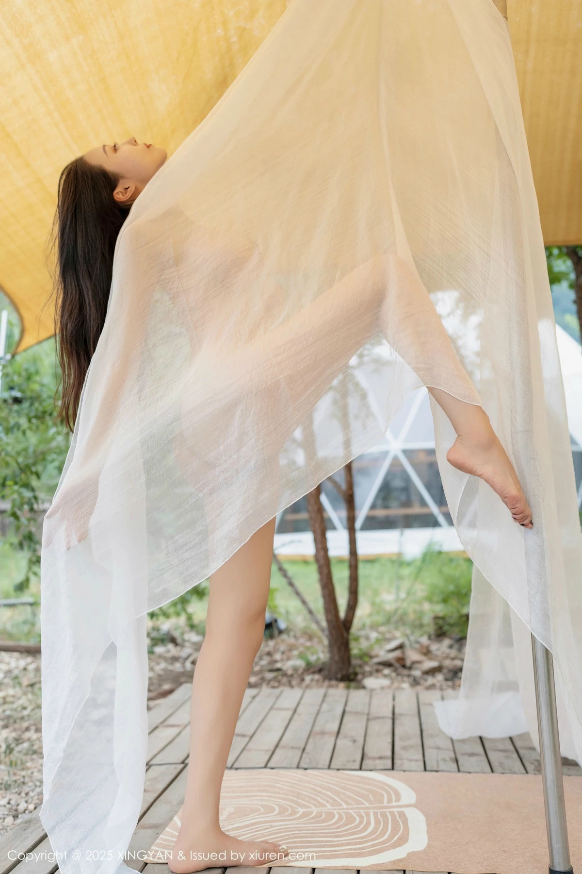 秀人集.com_[XINGYAN星颜社]VOL.298_模特清妙户外性感白色轻透薄纱透视秀诱人胴体火辣诱惑写真80P