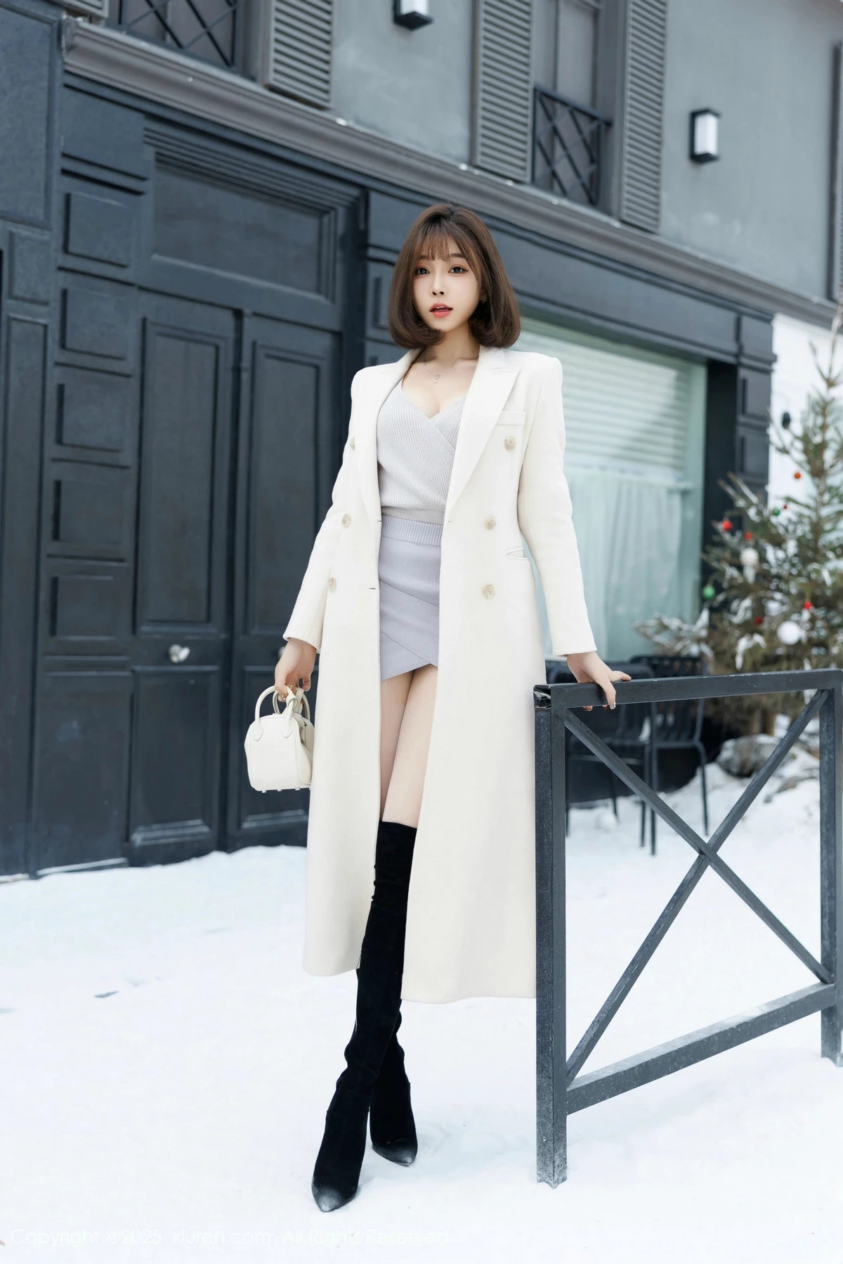 秀人集.com_[XiuRen秀人网]No.9734_女神徐莉芝Booty性感短裙套装+黑色情趣内衣秀曼妙身姿诱惑写真100P