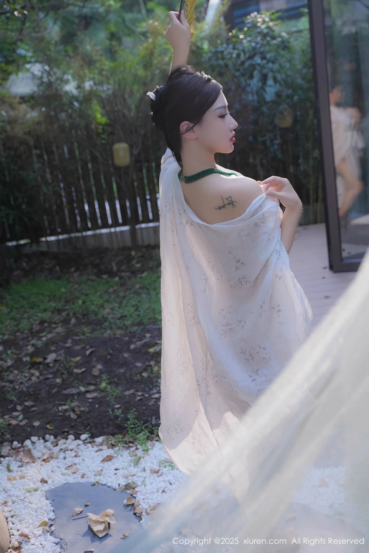 秀人集.com_[XiuRen秀人网]No.9730_模特妙可可Cheese性感白色古风服配超薄白丝秀丰腴身材诱惑写真84P