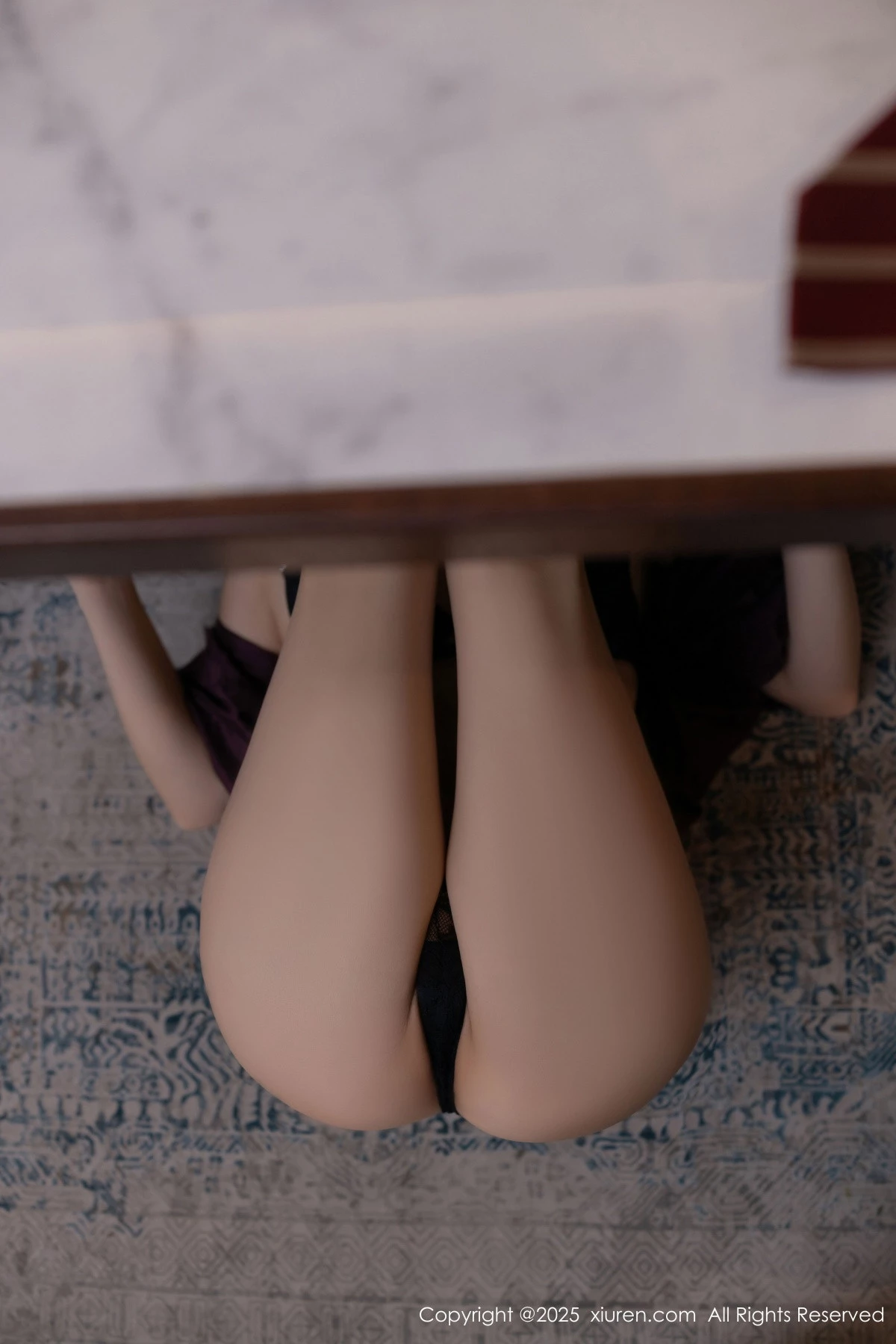 秀人集.com_[XiuRen秀人网]No.9744_模特鱼子酱Fish性感紫色OL服饰露超薄黑丝秀曼妙身姿诱惑写真81P