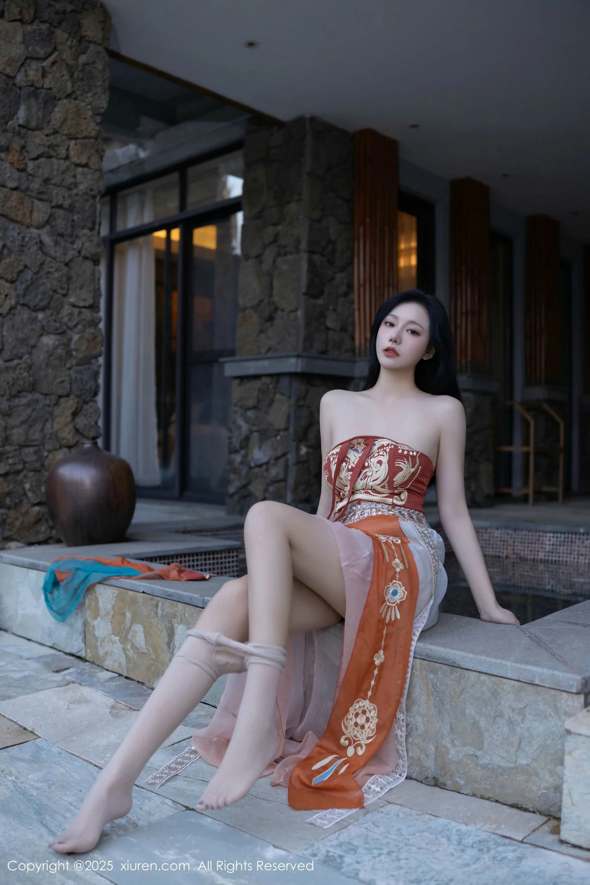 秀人集.com_[XiuRen秀人网]No.9757_模特安然anran性感古风薄纱服饰配超薄肉丝秀丰满身材诱惑写真81P