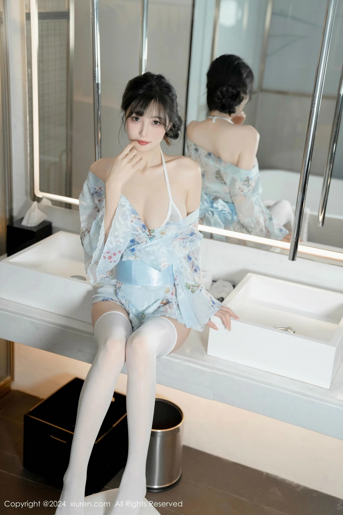 秀人集.com_[XiuRen秀人网]No.9632_模特林星阑性感浅蓝色连衣短裙配白色丝袜秀曼妙身姿诱惑写真85P