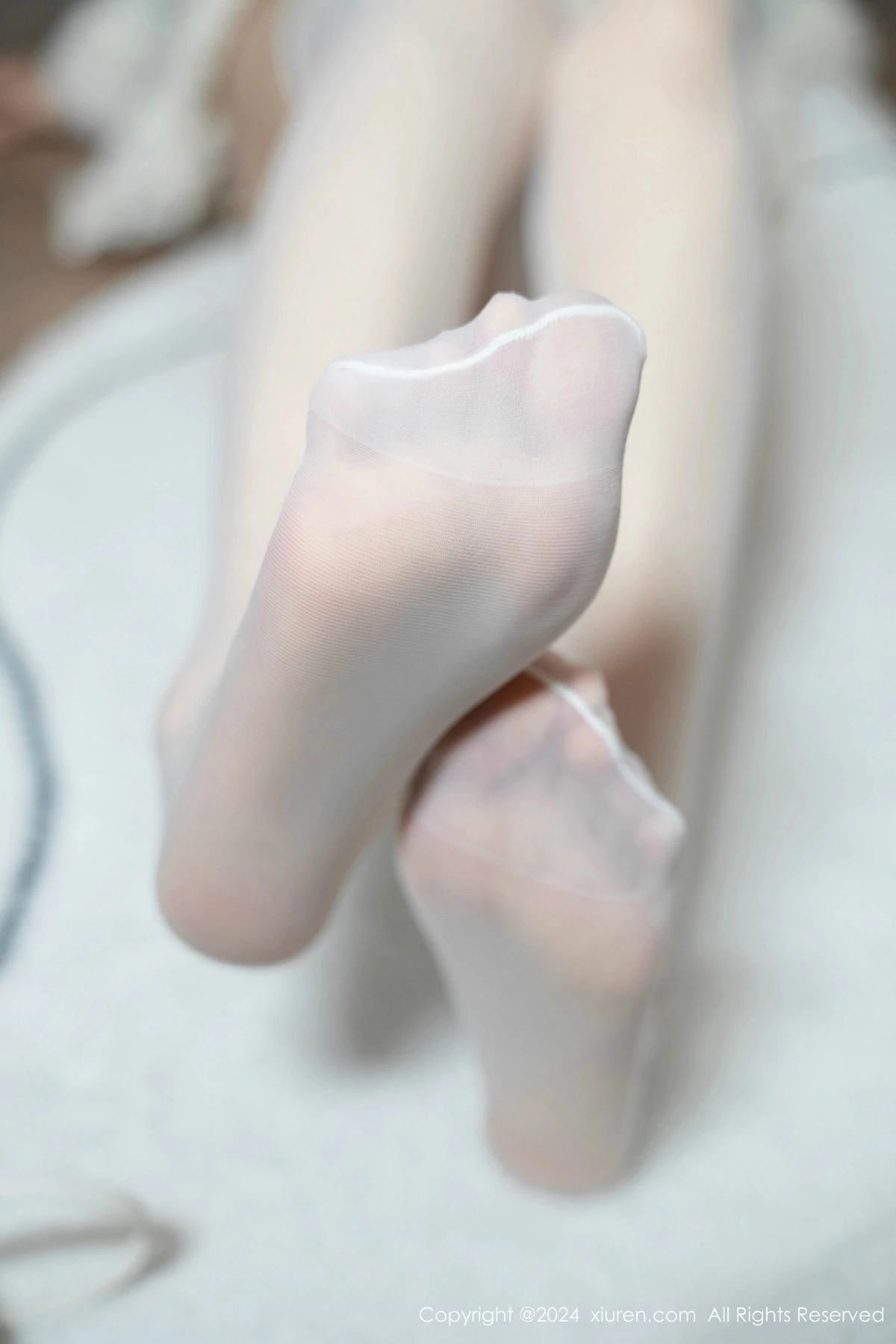 秀人集.com_[XiuRen秀人网]No.9658_模特林星阑白色连衣短裙露红色情趣内衣配白丝袜秀美腿诱惑写真93P