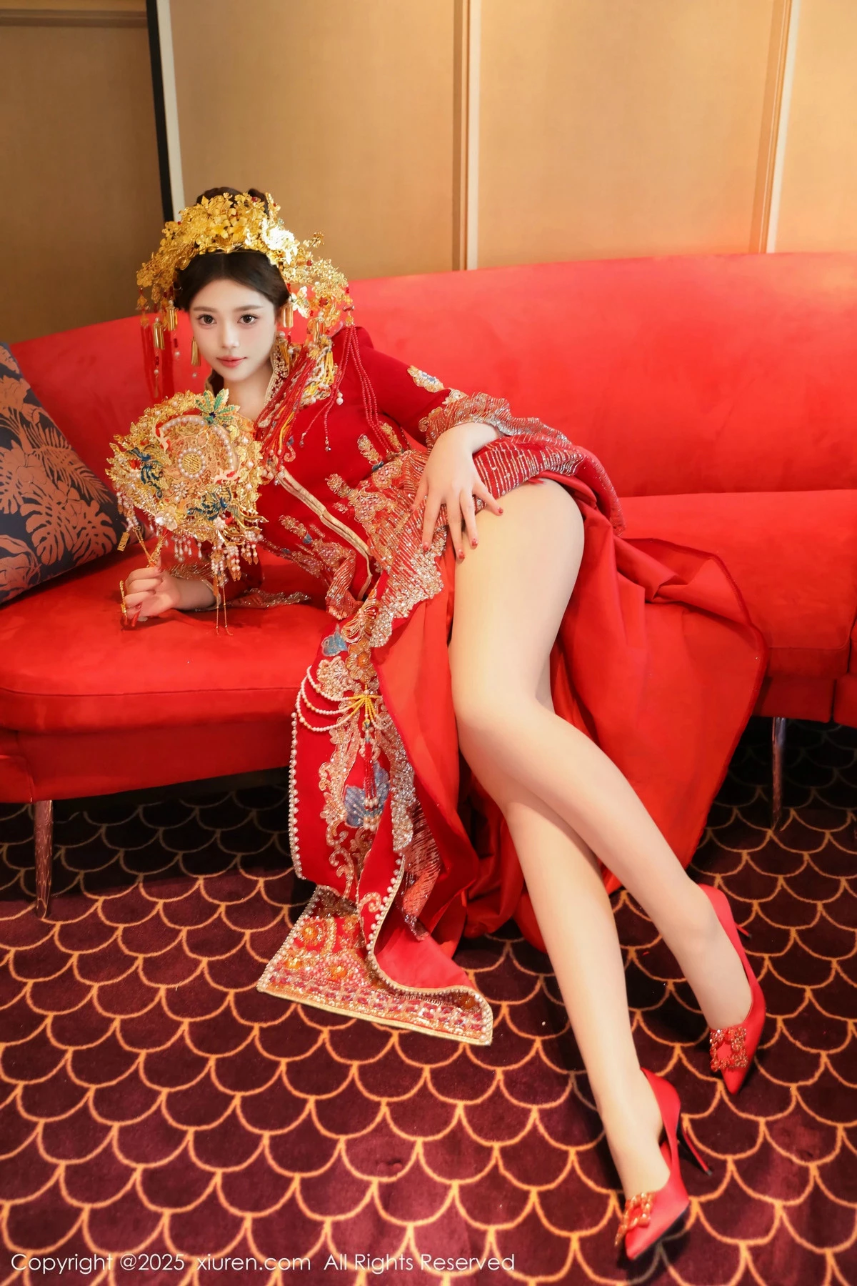 秀人集.com_[XiuRen秀人网]No.9823_模特蛋蛋宝新年主题性感红色新娘装露白色内衣秀丰腴身材诱惑写真79P