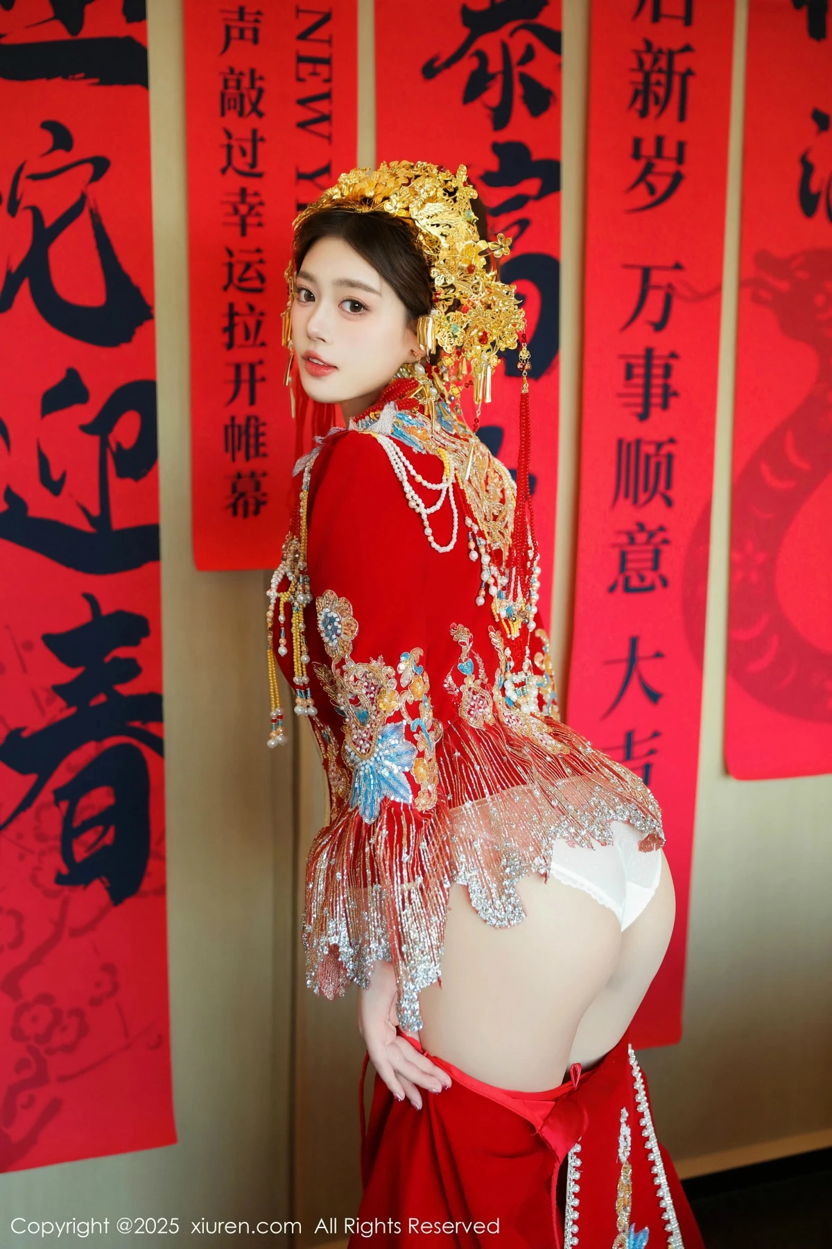 秀人集.com_[XiuRen秀人网]No.9823_模特蛋蛋宝新年主题性感红色新娘装露白色内衣秀丰腴身材诱惑写真79P