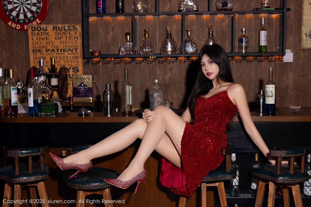 秀人集.com_[XiuRen秀人网]No.9828_女神绮里嘉ula性感红色吊带短裙配超薄肉丝秀曼妙身姿诱惑写真82P