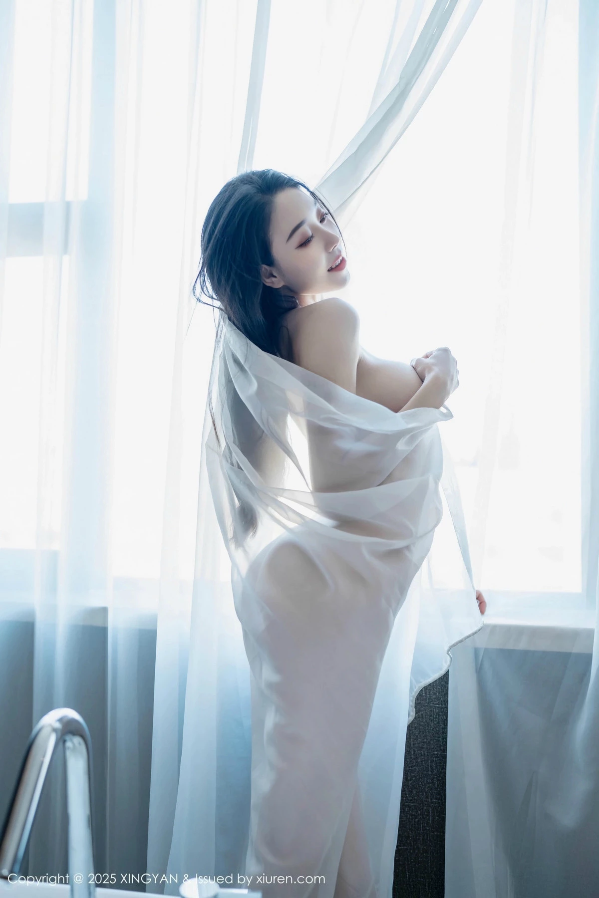 秀人集.com_[XINGYAN星颜社]VOL.307_模特清妙私房浴室性感白色薄透连体丝袜秀惹火身材诱惑写真80P
