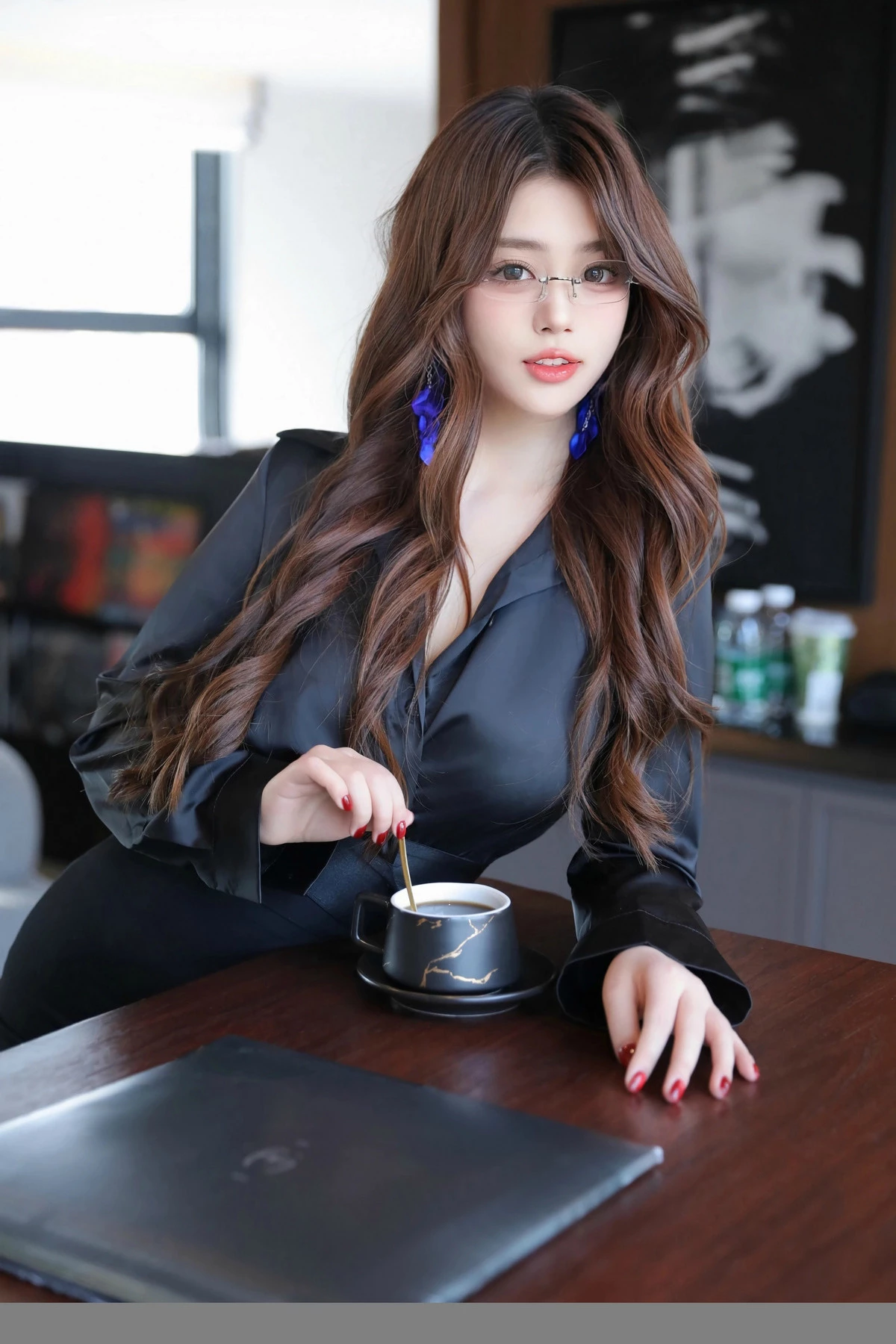 秀人集.com_[XiuRen秀人网]No.9784_模特蛋蛋宝黑色OL服饰露紫色蕾丝内衣配超薄黑丝秀美腿诱惑写真83P