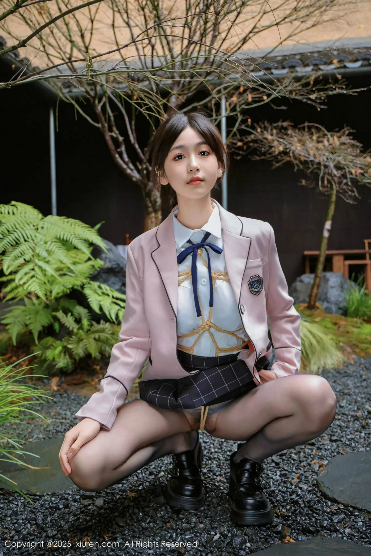 秀人集.com_[XiuRen秀人网]No.9949_模特奶芙乔乔捆绑主题性感JK制服配超薄黑丝秀凹凸身材诱惑写真72P