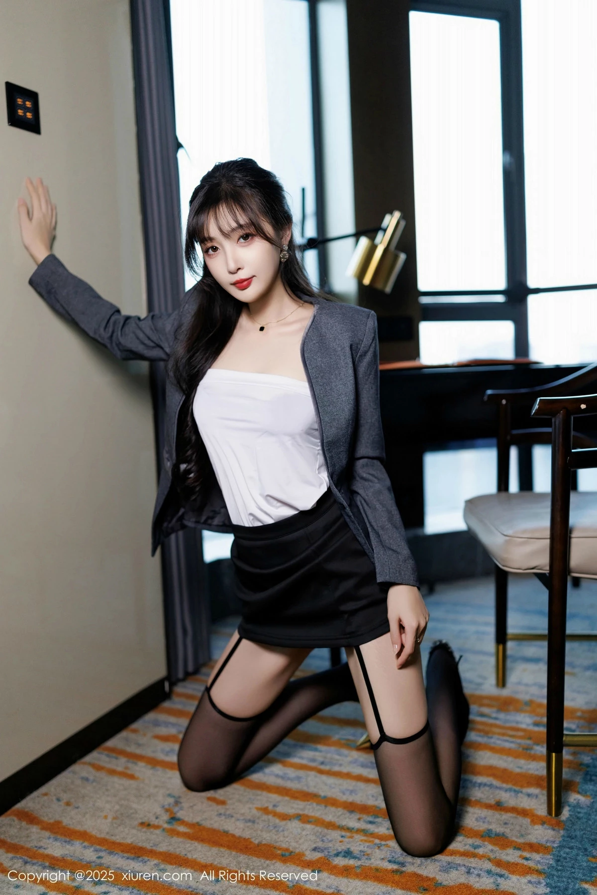 秀人集.com_[XiuRen秀人网]No.9957_模特樱桃小阑子性感紫色蕾丝内衣配黑丝吊袜秀曼妙身姿诱惑写真85P