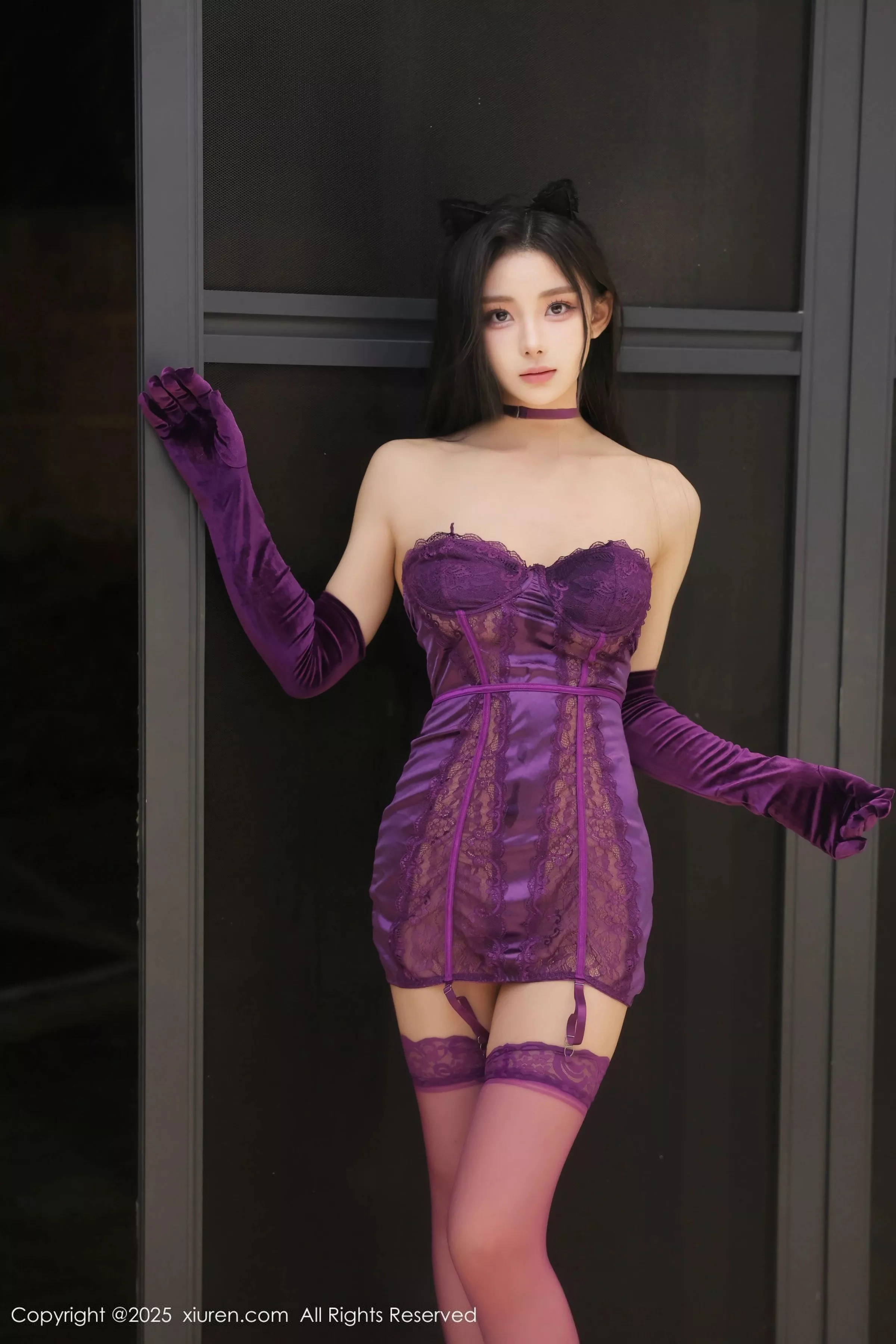 秀人集.com_[XiuRen秀人网]No.9998_模特白浅浅泳池场景紫色情趣服饰配紫丝吊袜秀凹凸身材诱惑写真84P