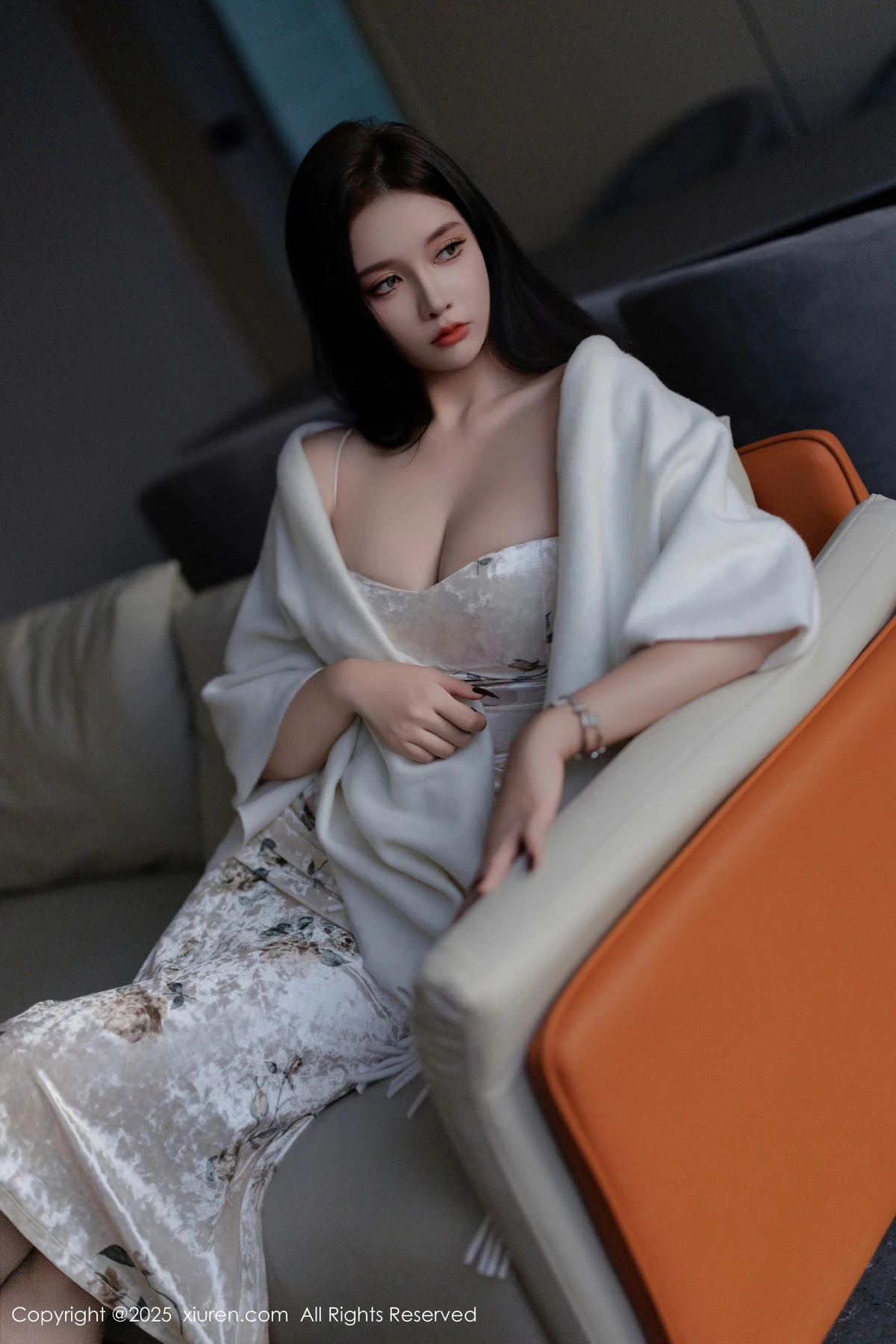 秀人集.com_[XiuRen秀人网]No.9899_模特娜比脱连衣短裙露性感蓝色内衣配超薄肉丝秀凹凸身材诱惑写真81P