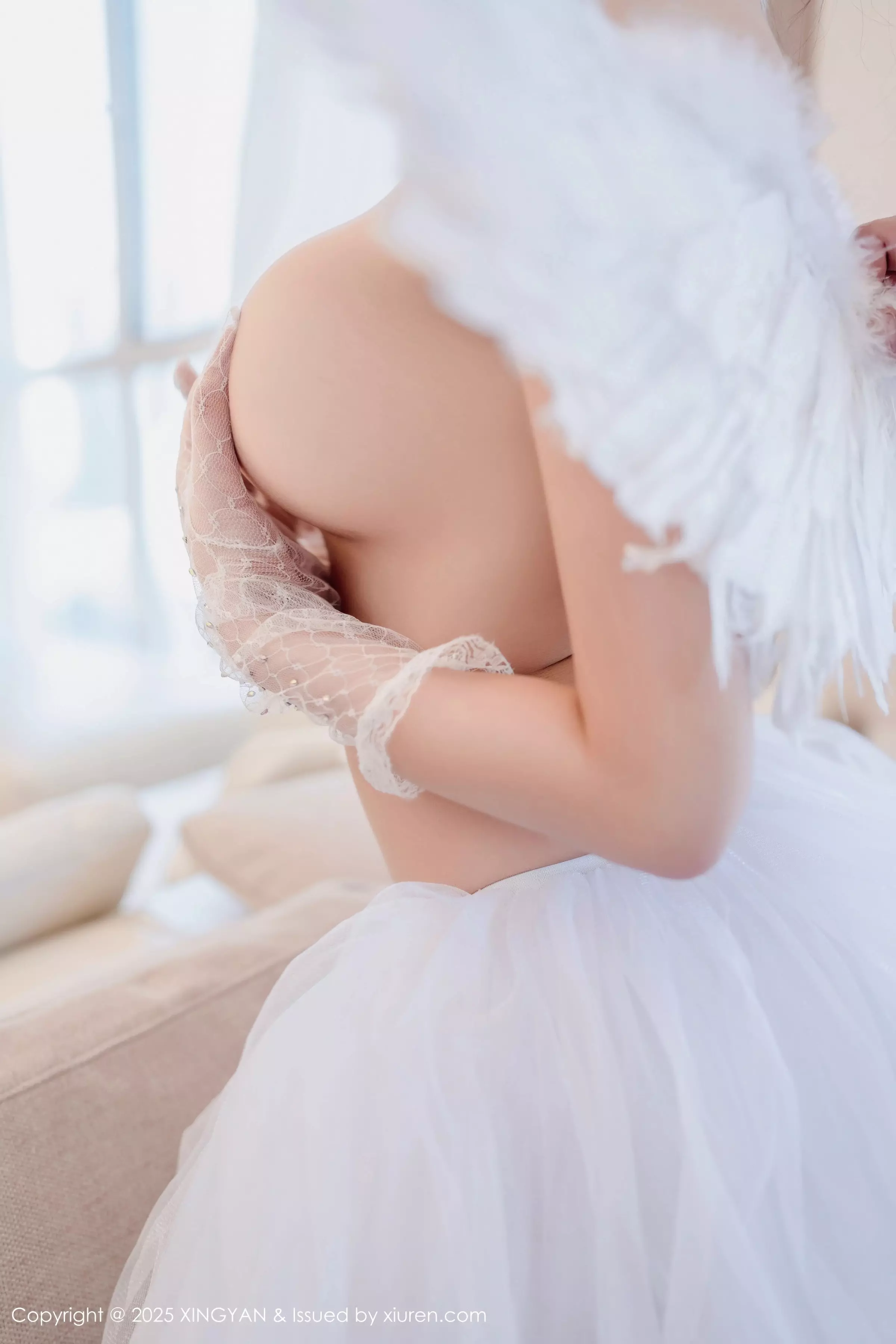 秀人集.com_[XINGYAN星颜社]VOL.324_模特星冉性感白色芭蕾吊带裙配白丝吊袜秀曼妙身姿诱惑写真78P