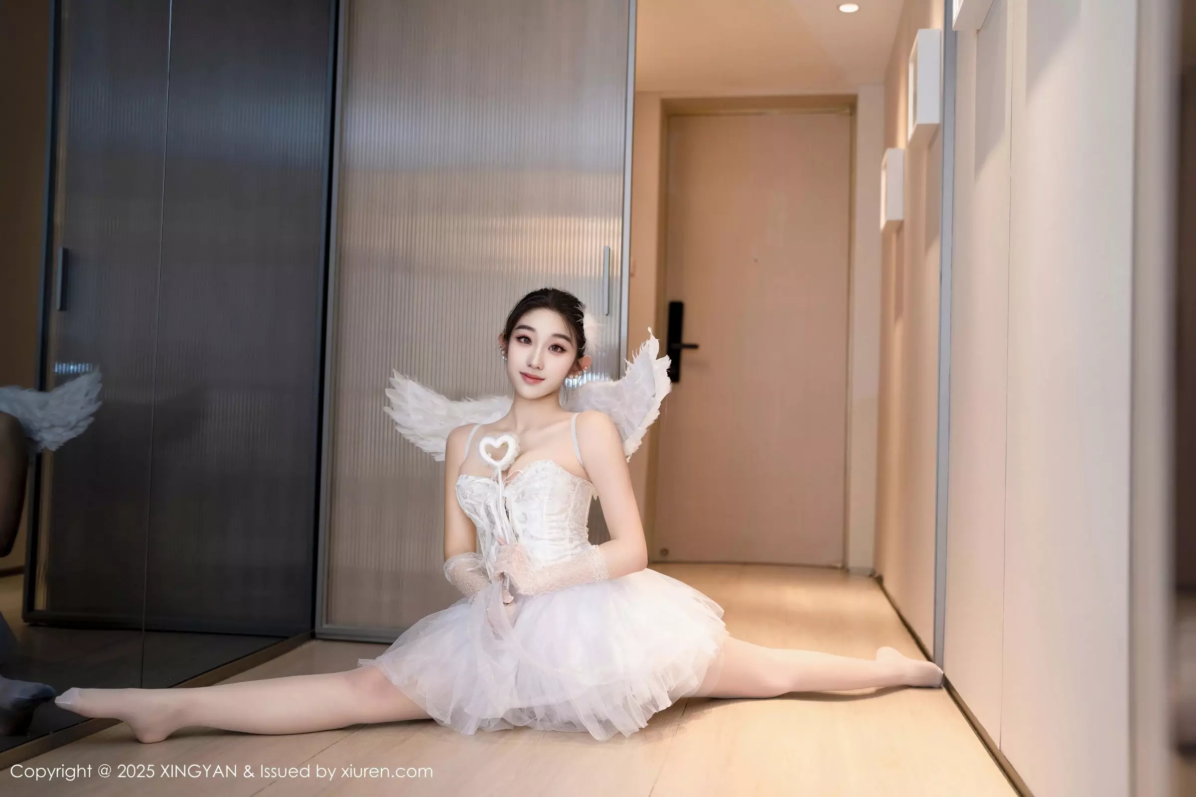 秀人集.com_[XINGYAN星颜社]VOL.324_模特星冉性感白色芭蕾吊带裙配白丝吊袜秀曼妙身姿诱惑写真78P