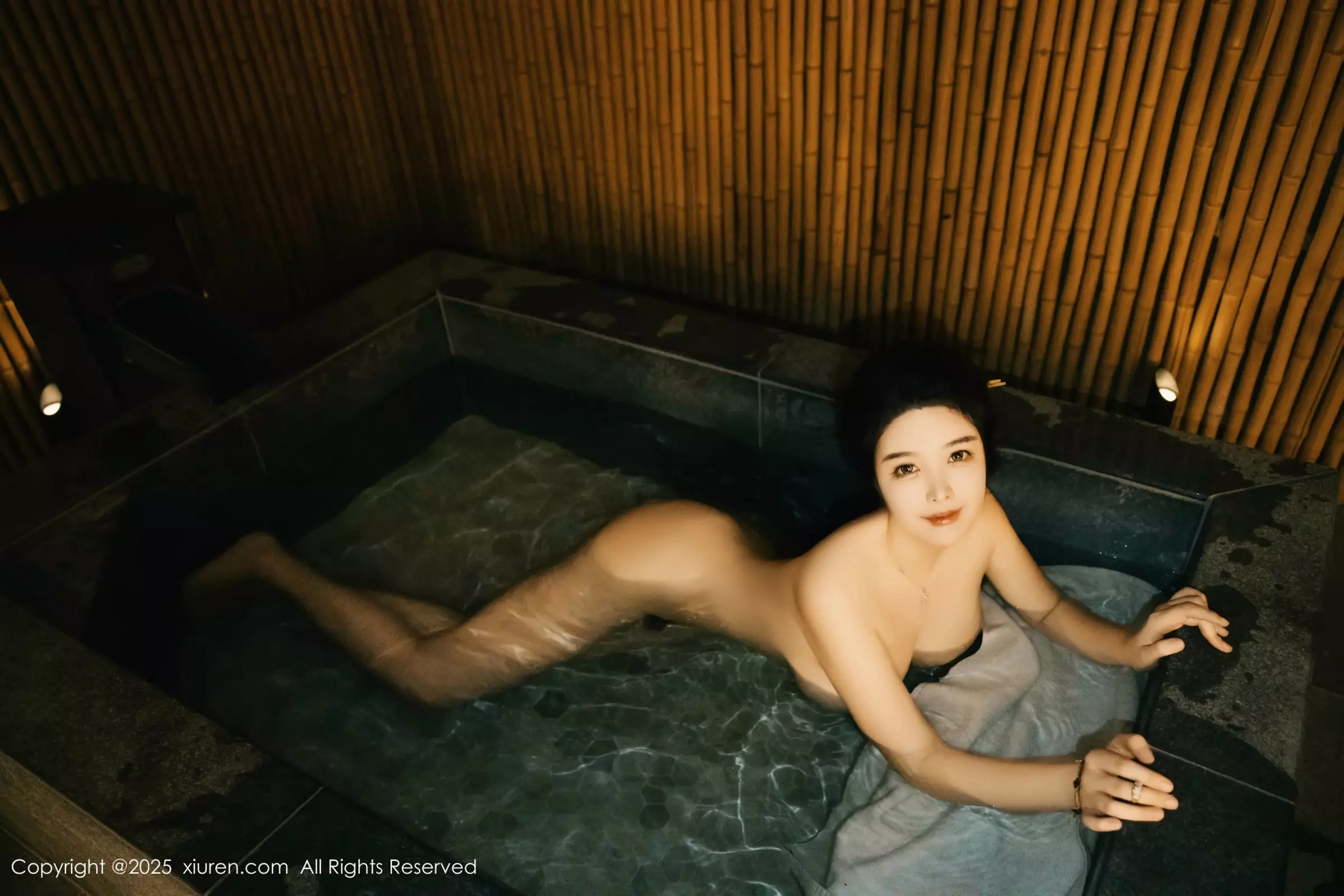 秀人集.com_[XiuRen秀人网]No.10091_模特林若凡F温泉主题性感白色浴巾半撩秀丰腴身材惹火诱惑写真37P