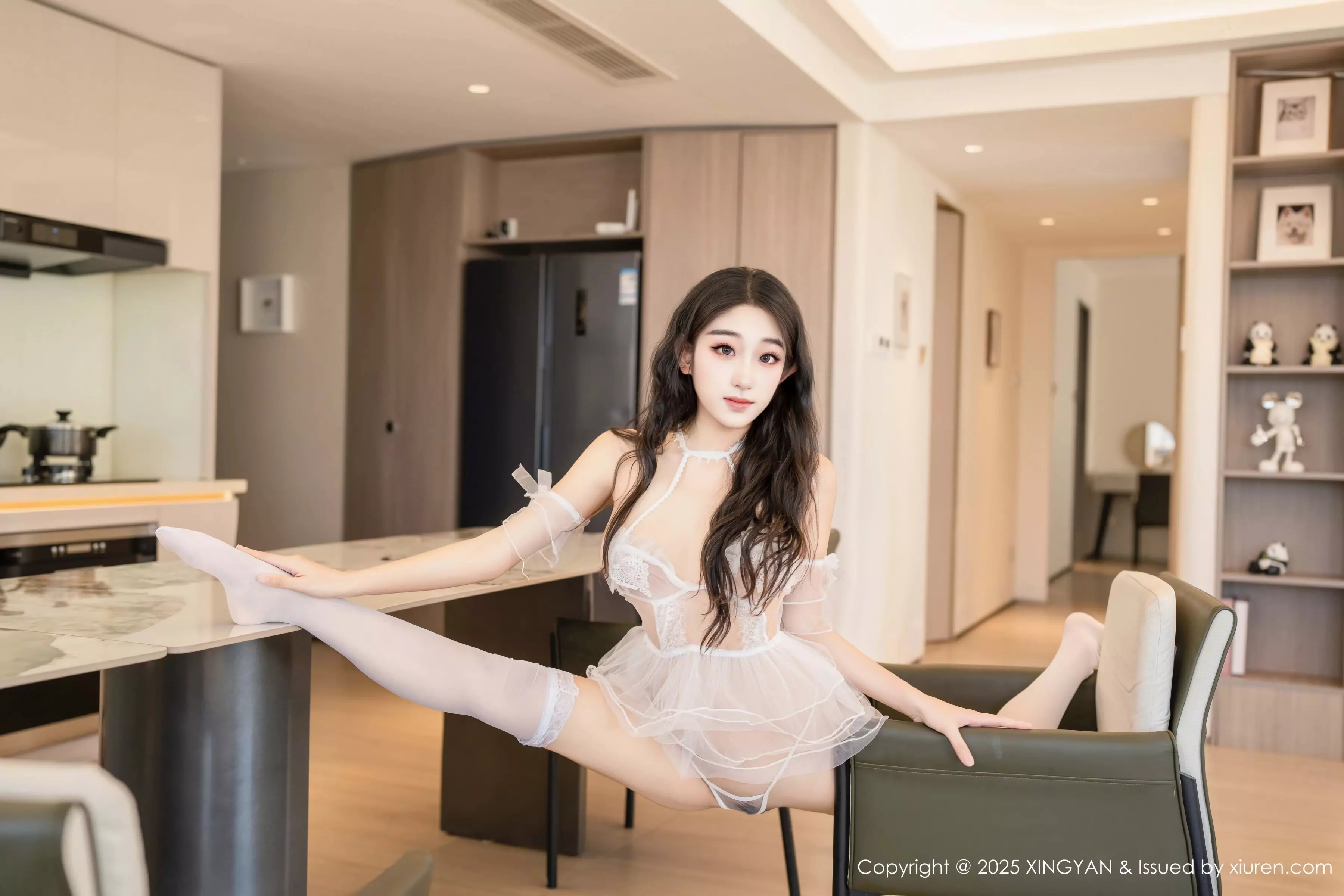 秀人集.com_[XINGYAN星颜社]VOL.330_模特星冉性感白色薄纱情趣服饰配白色丝袜秀曼妙身姿诱惑写真75P