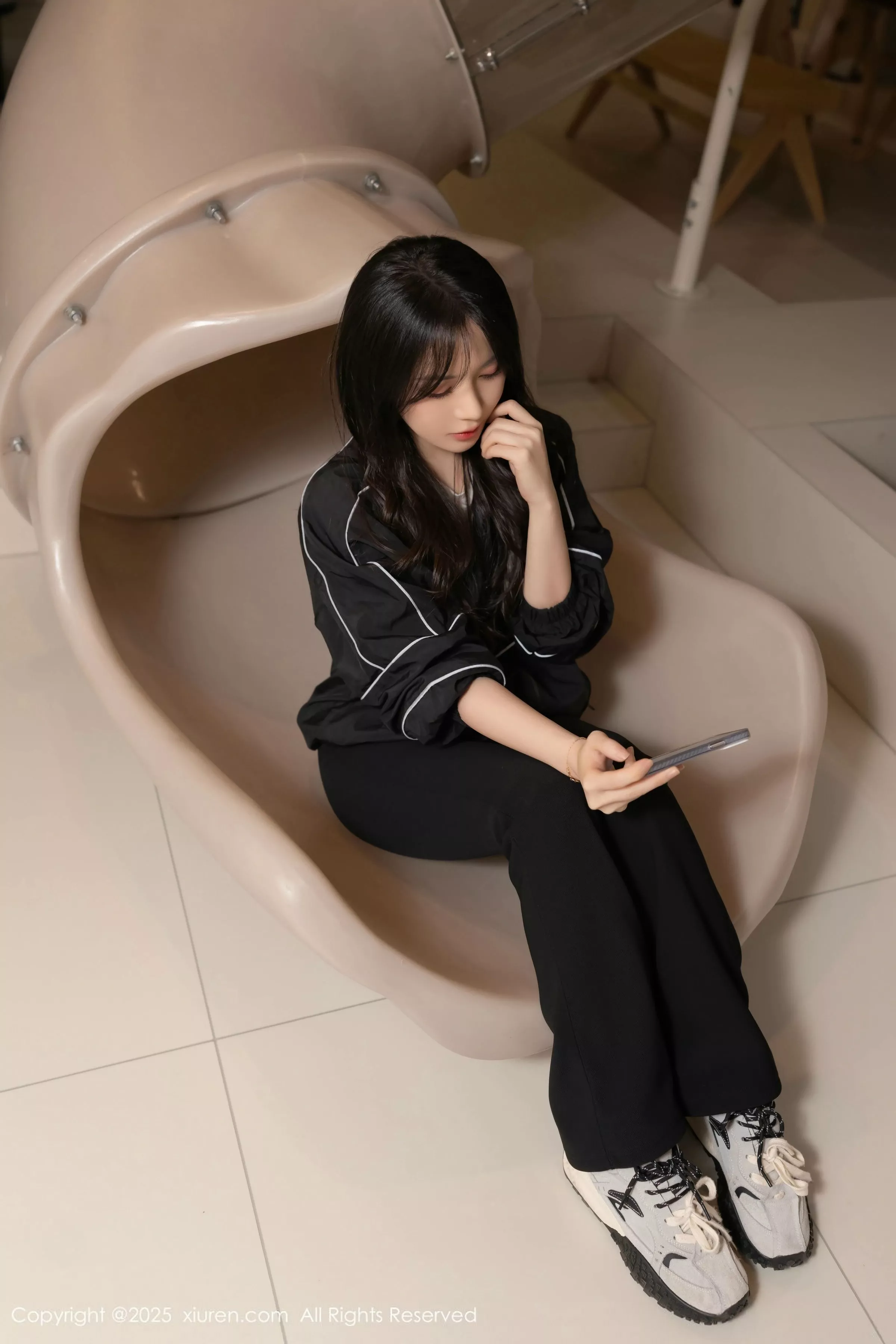 秀人集.com_[XiuRen秀人网]No.10112_模特鱼子酱Fish性感黑色运动服露白色内衣秀曼妙身材诱惑写真58P