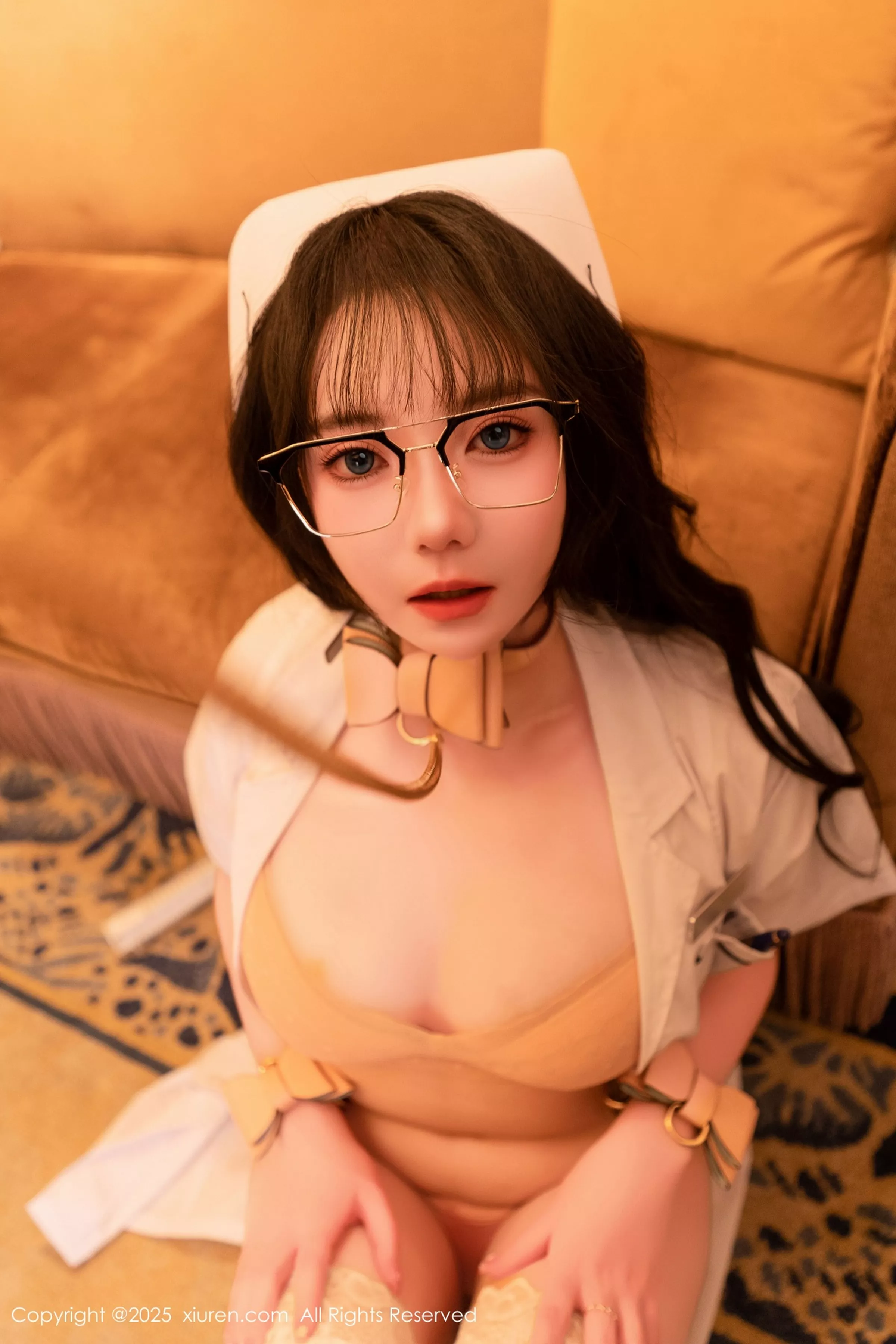 秀人集.com_[XiuRen秀人网]No.10152_模特软情性感白色护士服露蕾丝内衣配白丝袜秀丰满身材诱惑写真90P