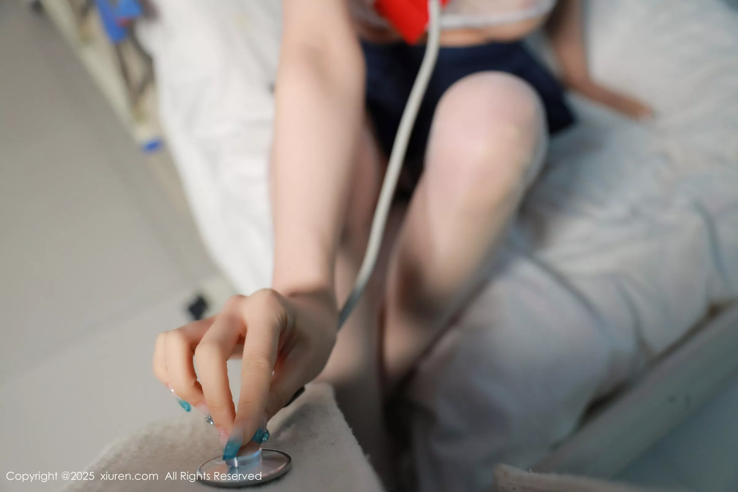 秀人集.com_[XiuRen秀人网]No.10159_模特唐翩翩私房性感水手情趣服饰配白色丝袜秀惹火身材诱惑写真53P