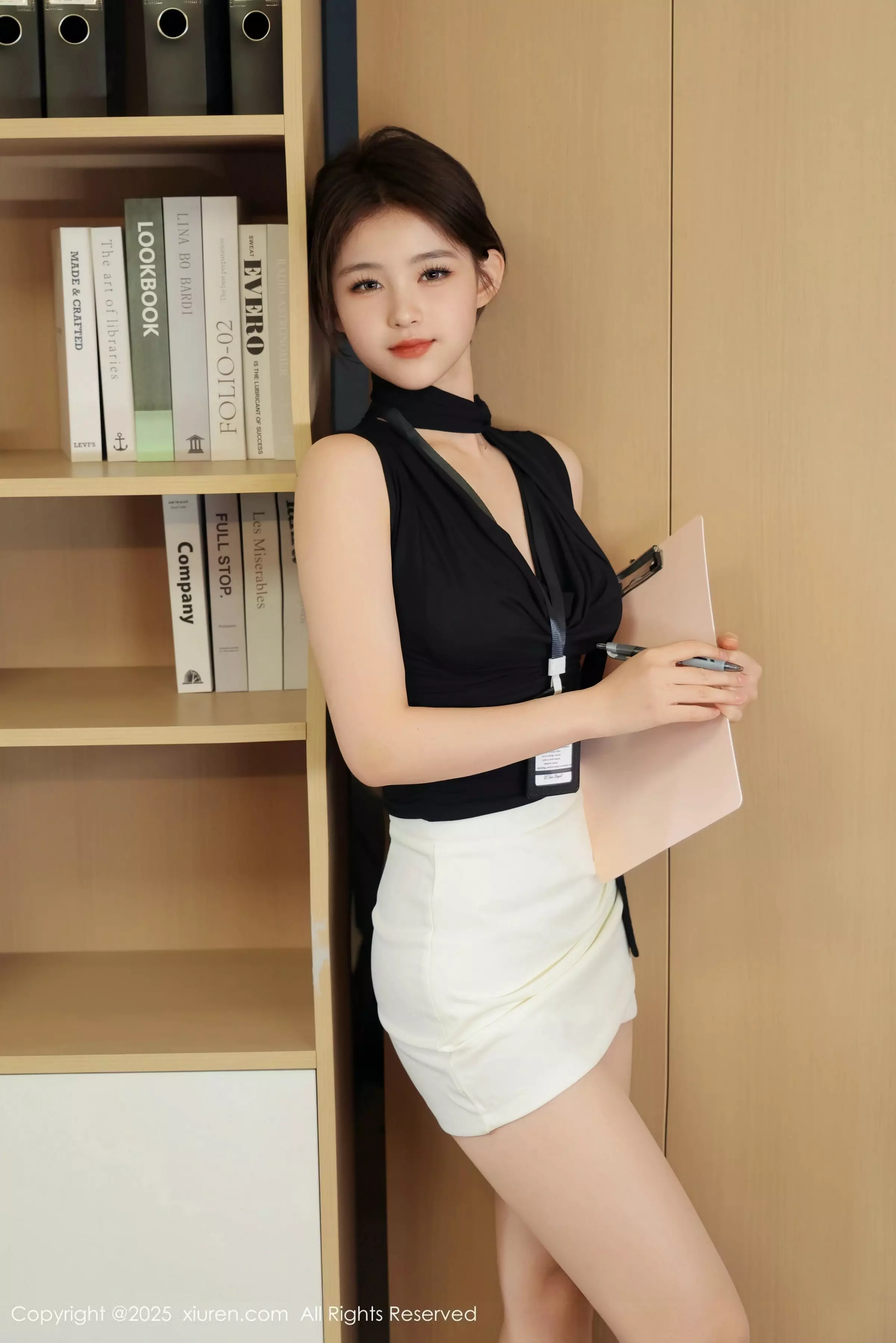 秀人集.com_[XiuRen秀人网]No.10052_模特小橘子orange性感黑白职业装配超薄肉丝秀曼妙身姿诱惑写真78P