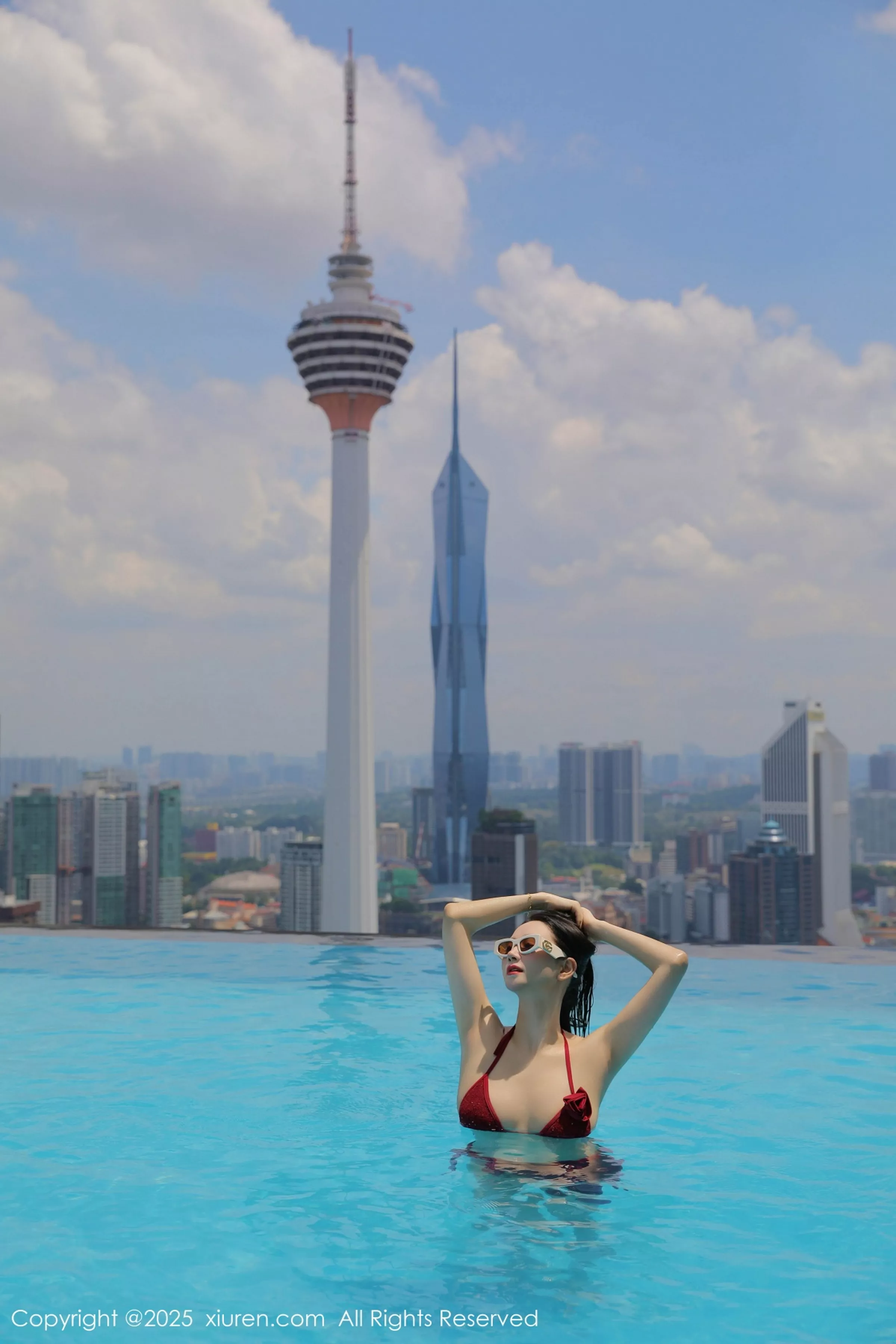 秀人集.com_[XiuRen秀人网]No.10172_模特Candy糖糖泳池场景性感红色比基尼服饰秀丰腴身材诱惑写真82P