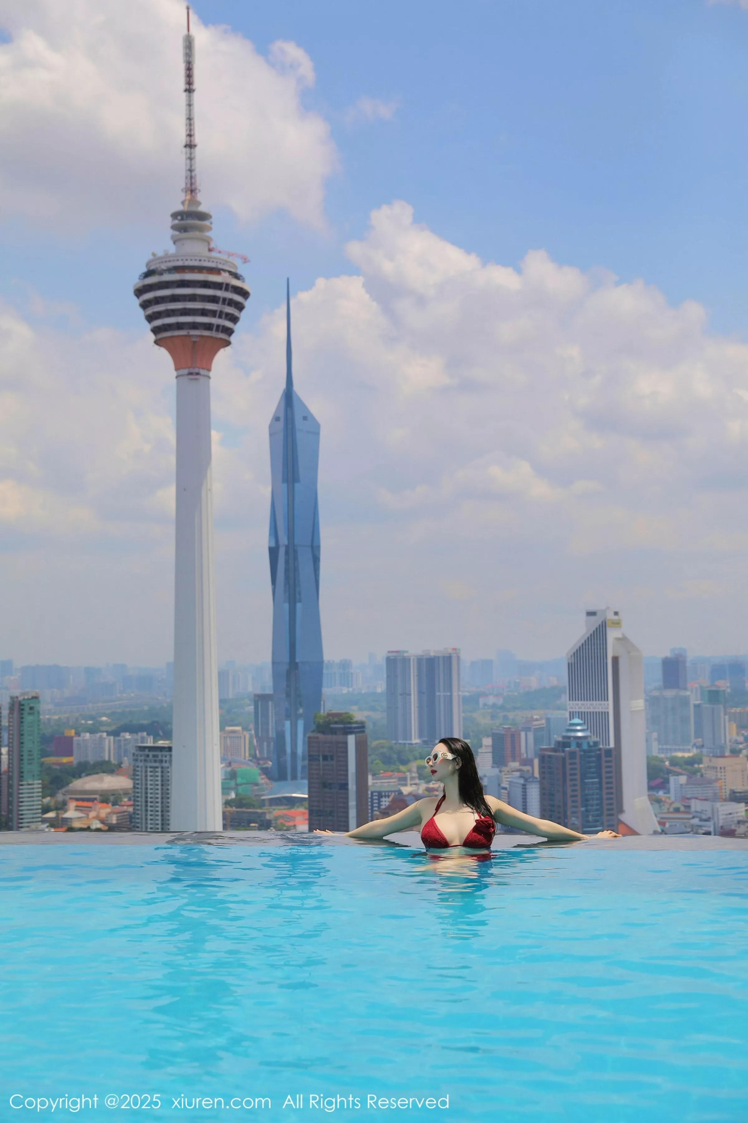 秀人集.com_[XiuRen秀人网]No.10172_模特Candy糖糖泳池场景性感红色比基尼服饰秀丰腴身材诱惑写真82P