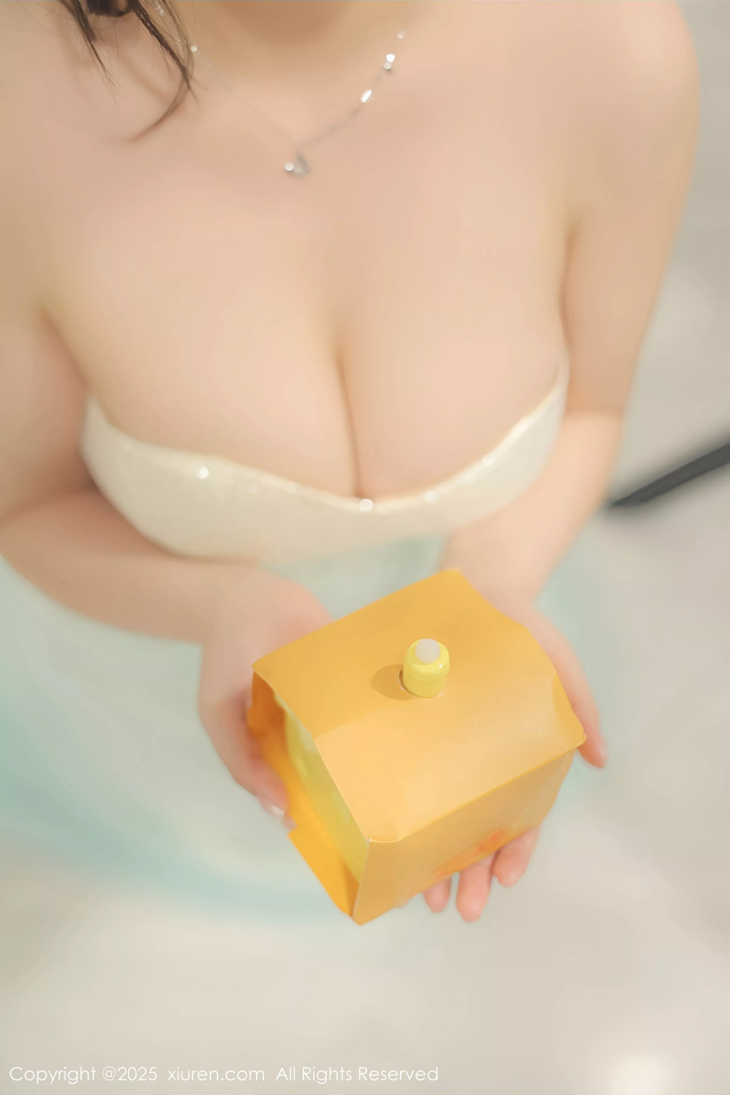 秀人集.com_[XiuRen秀人网]No.10222_模特蛋蛋宝性感紫色蕾丝内衣配超薄丝袜秀丰满身材撩人诱惑写真78P