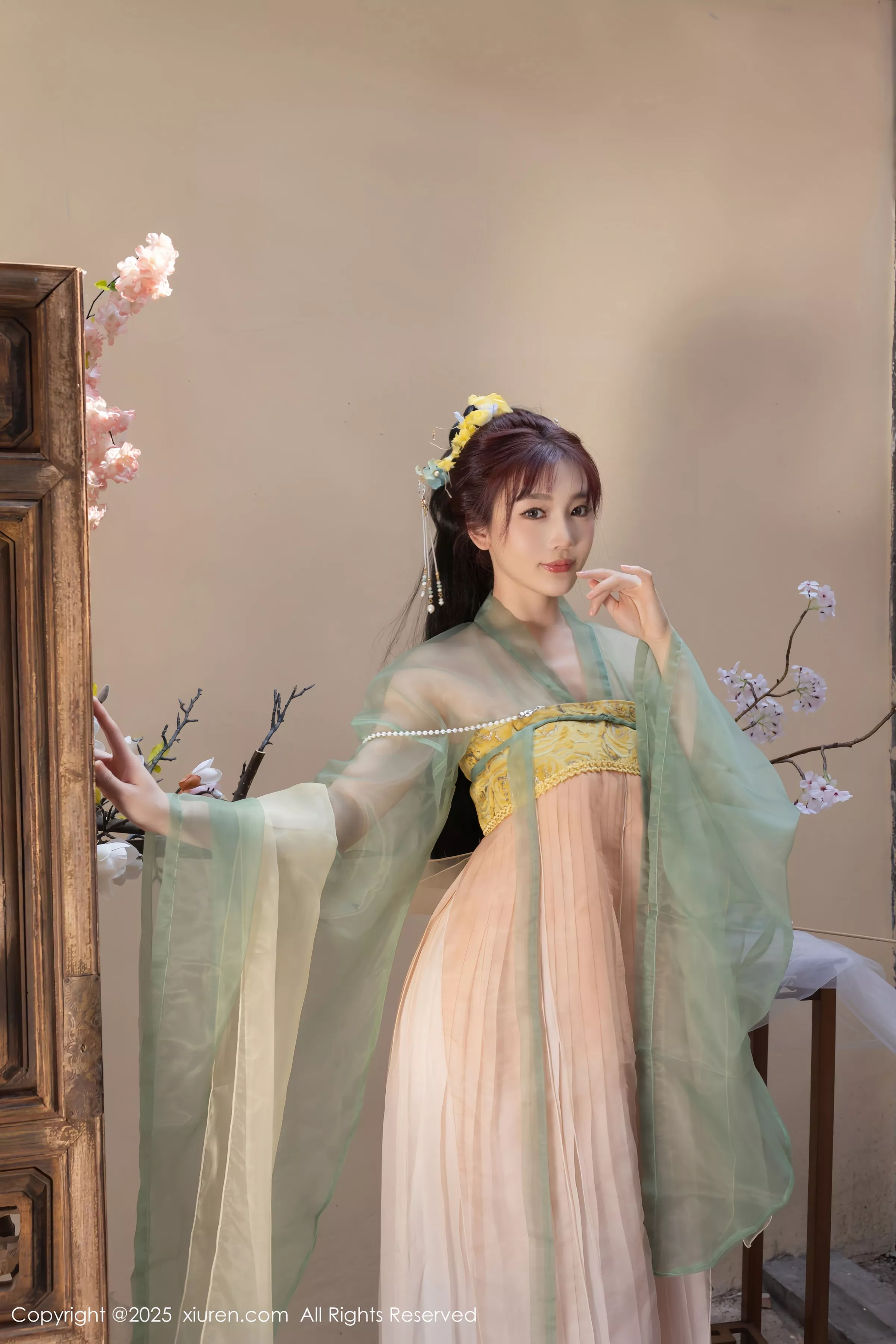 秀人集.com_[XiuRen秀人网]No.10223_模特合集女神陆萱萱＆安然anran激情互动薄纱古装撩人诱惑写真80P