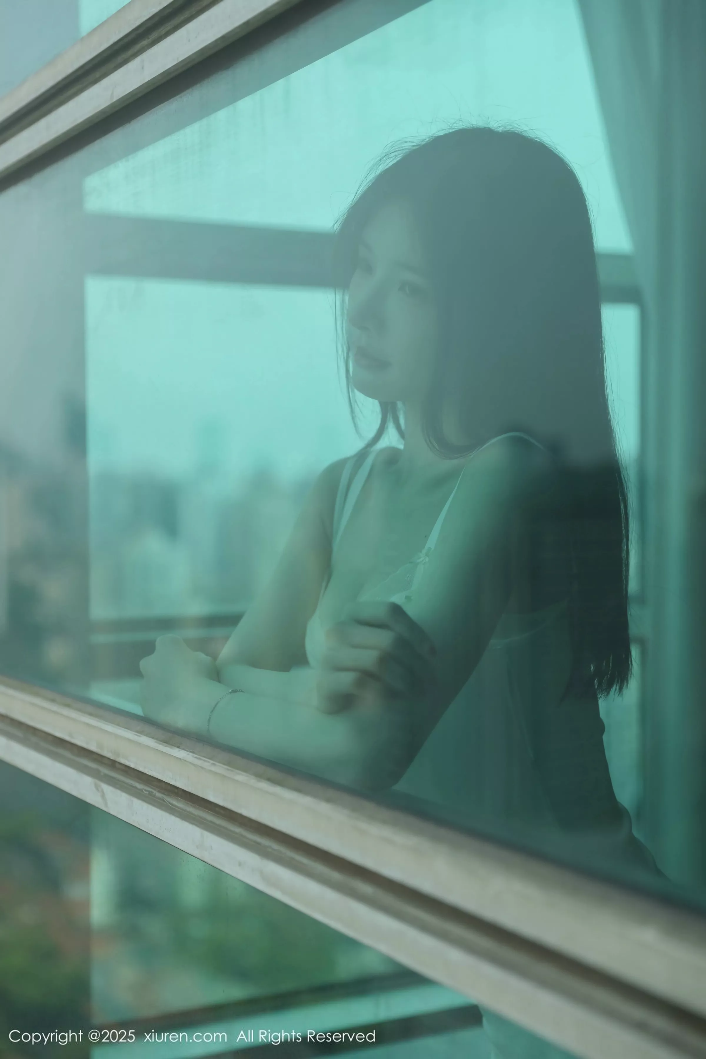 秀人集.com_[XiuRen秀人网]No.10226_模特布丁wow性感白色连衣短裙配肉色丝袜秀完美身材诱惑写真80P