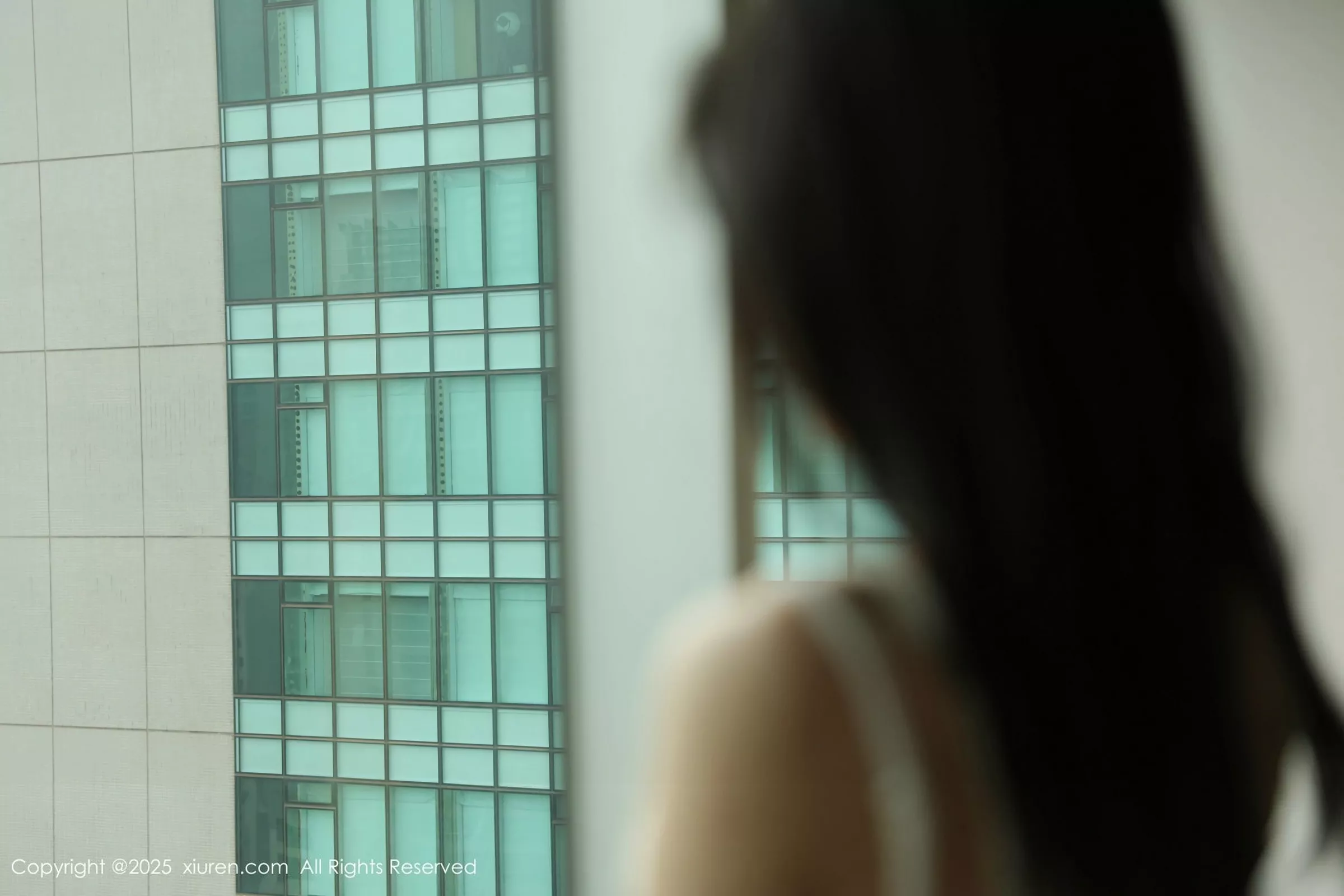 秀人集.com_[XiuRen秀人网]No.10226_模特布丁wow性感白色连衣短裙配肉色丝袜秀完美身材诱惑写真80P