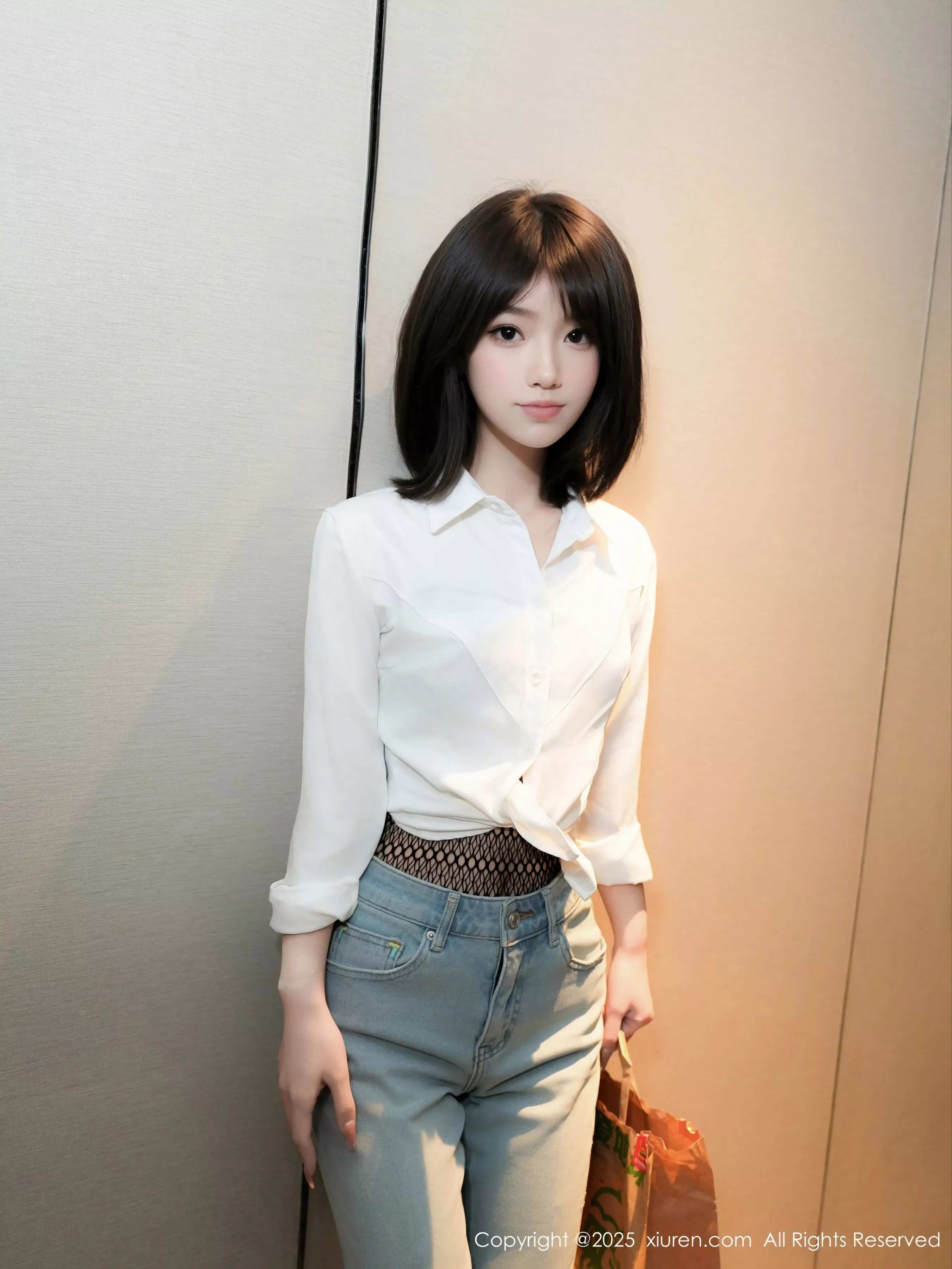 秀人集.com_[XiuRen秀人网]No.10235_模特汁汁性感白T恤配牛仔裤露蓝色蕾丝内衣秀曼妙身姿诱惑写真69P