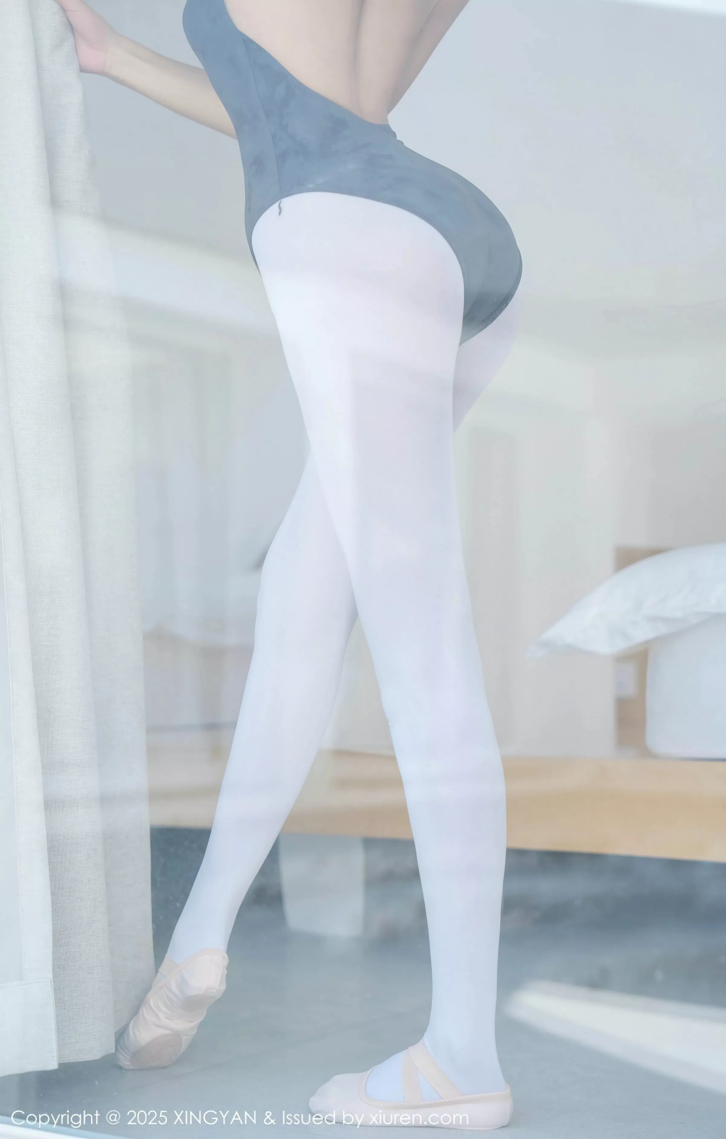 秀人集.com_[XINGYAN星颜社]VOL.345_模特星冉舞姿拍摄性感深色芭蕾舞服秀曼妙身姿完美诱惑写真79P