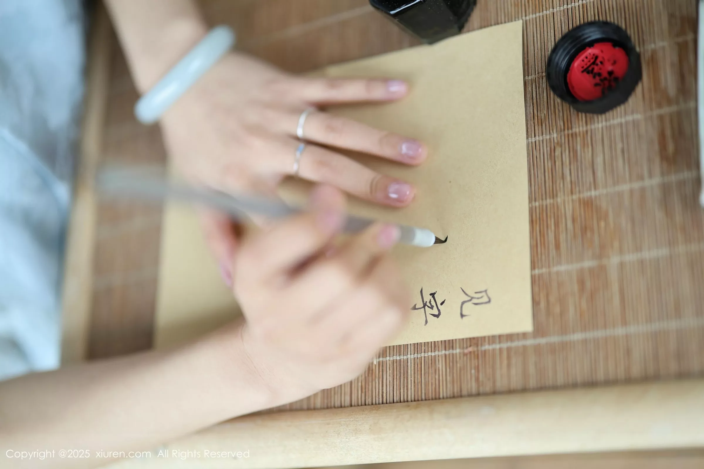 秀人集.com_[XiuRen秀人网]No.10278_模特茂木希子日式旗袍露白色内衣配肉丝袜秀完美曲线诱惑写真80P