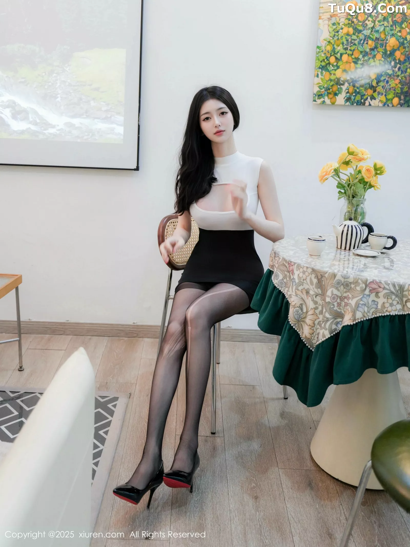 秀人集.com_[XiuRen秀人网]No.10340_模特白小蝶私房性感白色T恤配破烂黑丝秀完美曲线撩人诱惑写真54P