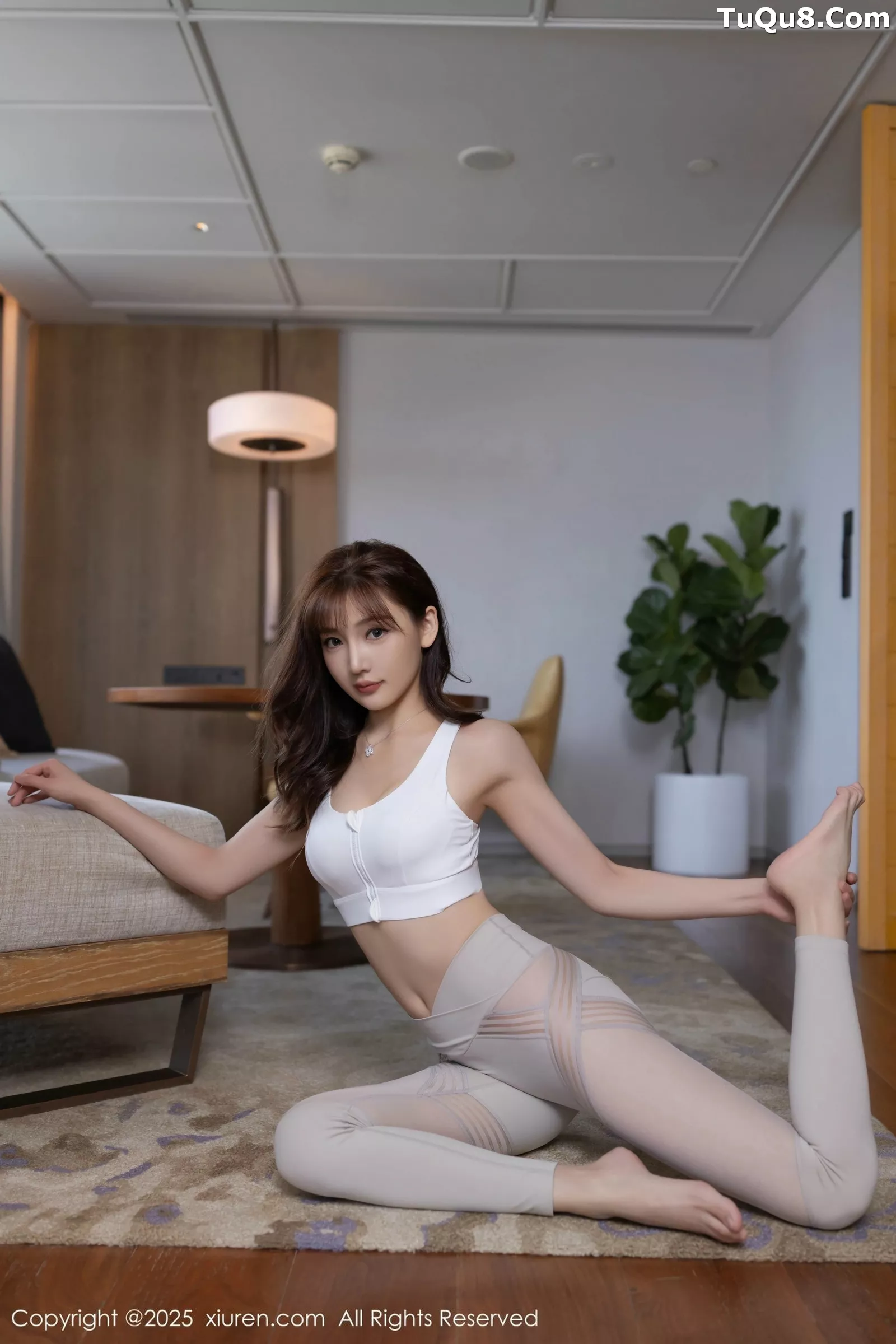 秀人集.com_[XiuRen秀人网]No.10343_模特陆萱萱性感白色内衣配浅色运动裤秀柔美身姿撩人诱惑写真80P