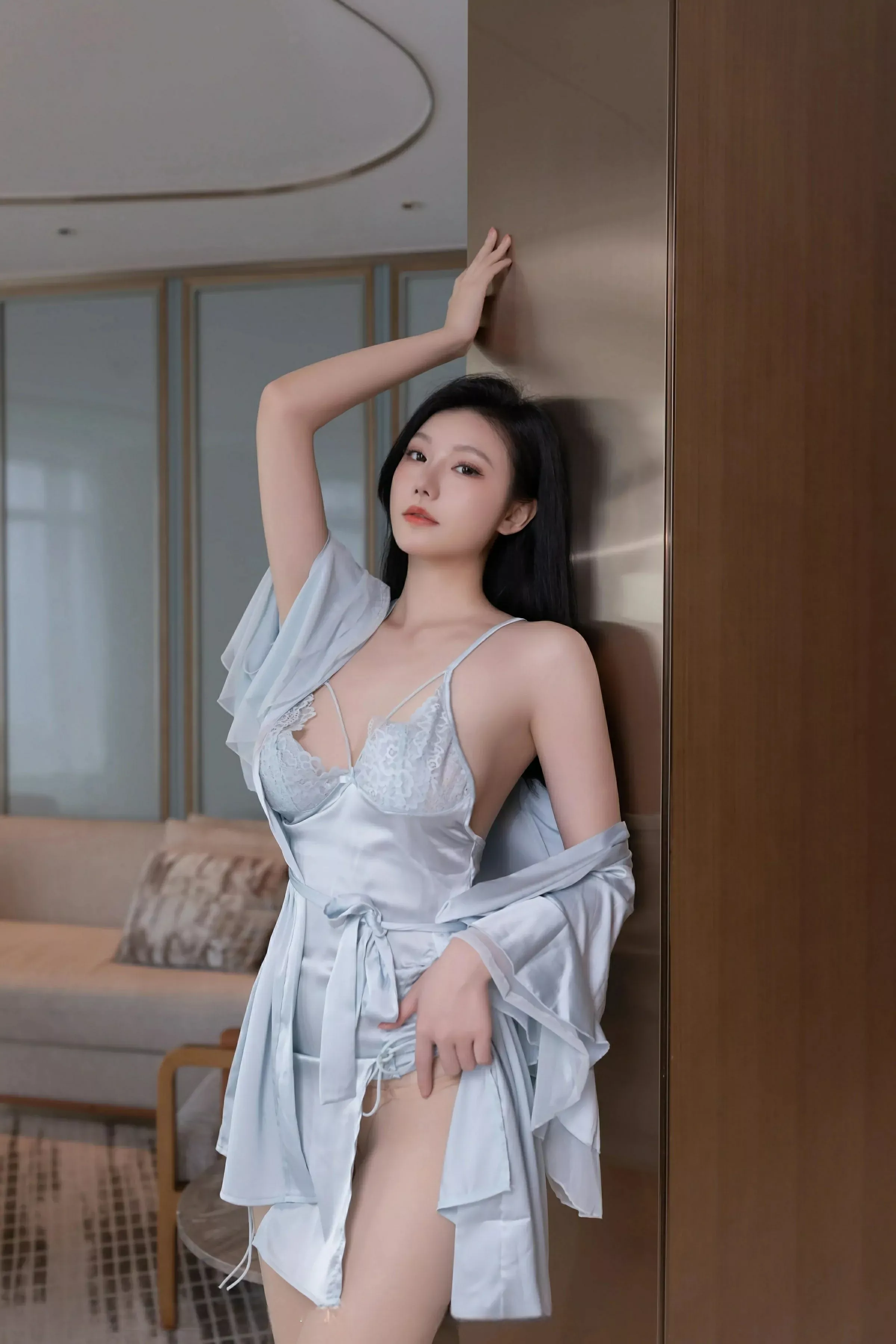 秀人集.com_[XiuRen秀人网]No.10390_模特安然anran性感蓝色吊带睡裙配肉色丝袜秀曼妙身姿诱惑写真80P