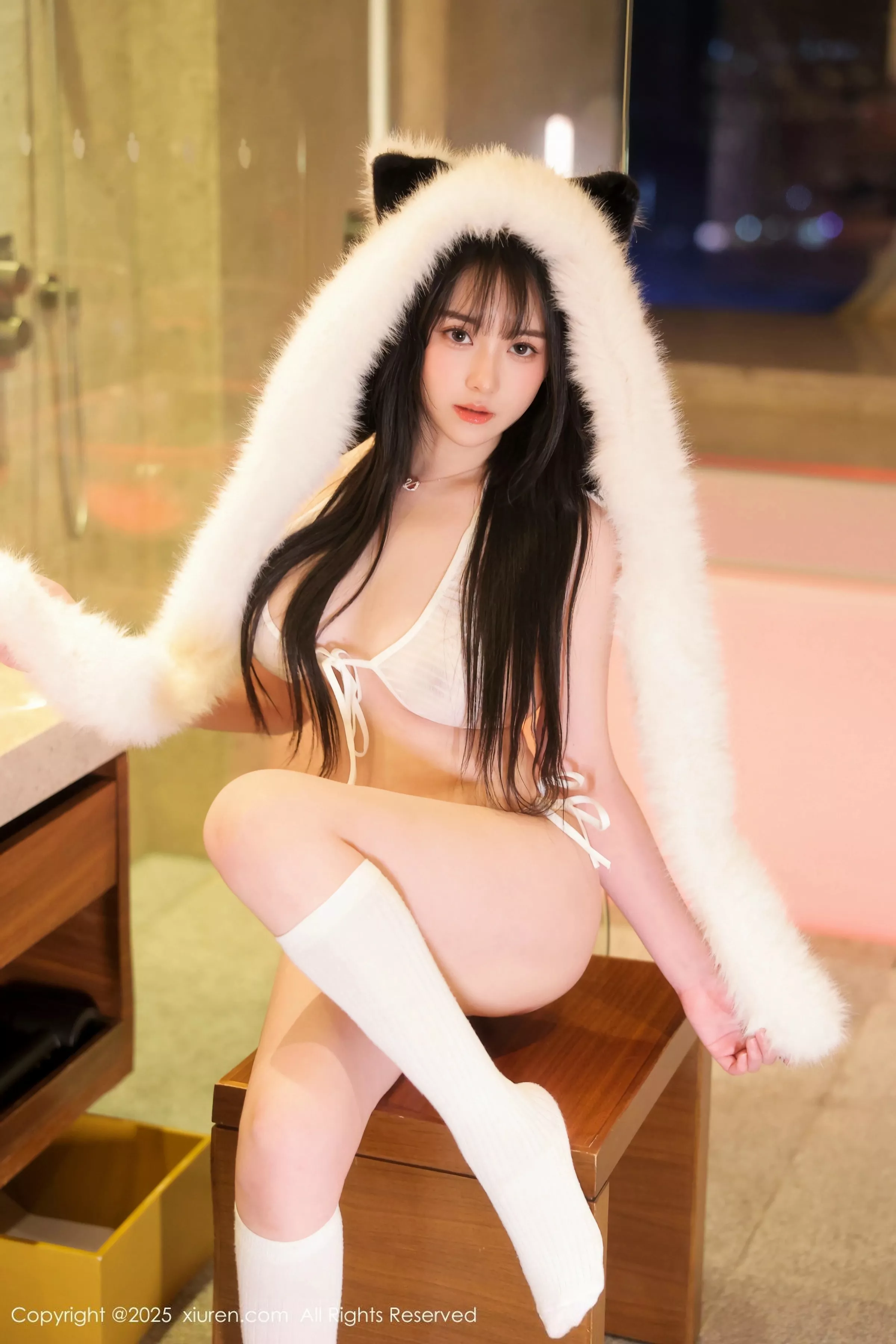 秀人集.com_[XiuRen秀人网]No.10302_模特软情性感白色情趣内衣配白色丝袜秀曼妙身姿撩人诱惑写真51P