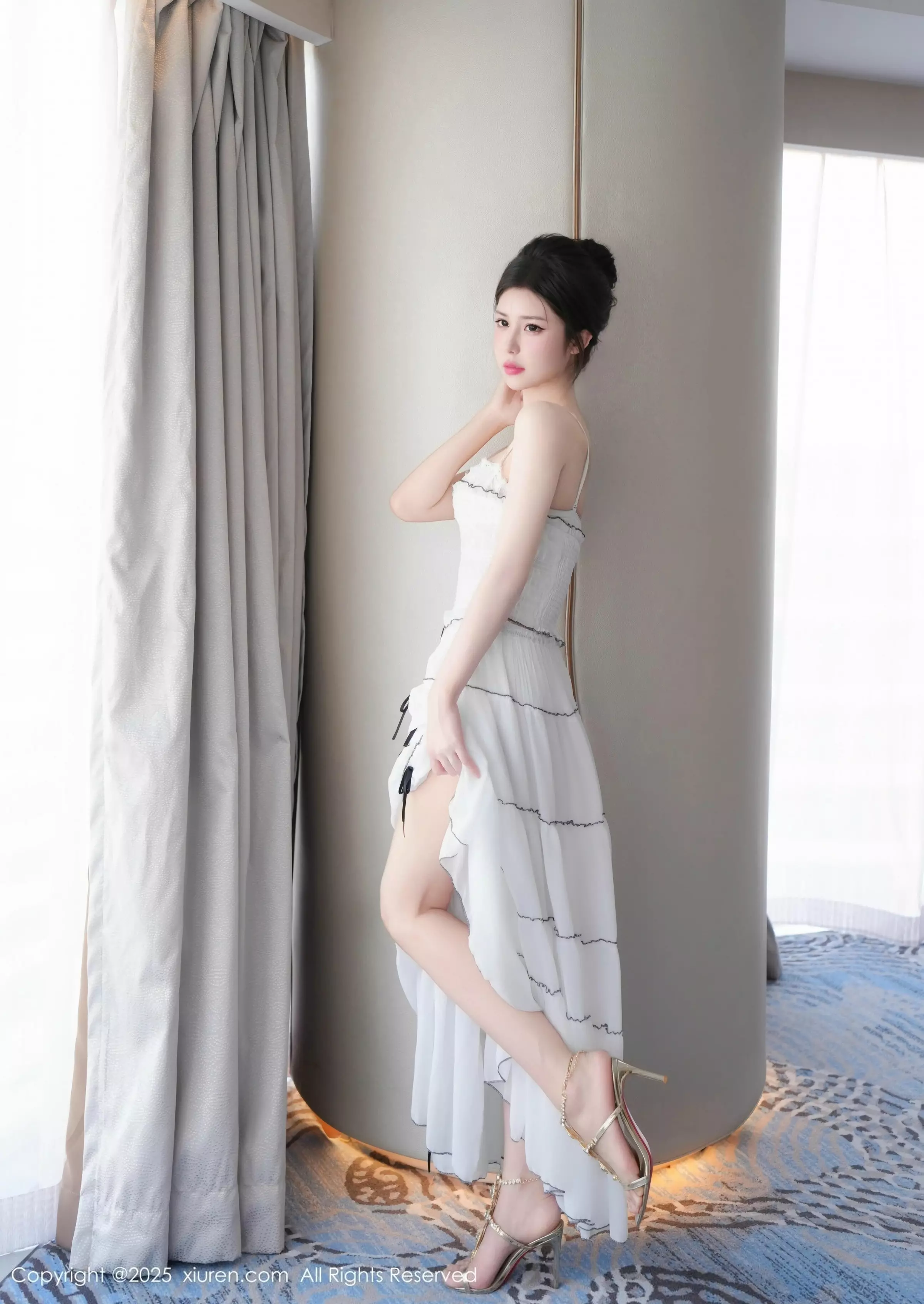 秀人集.com_[XiuRen秀人网]No.10310_模特奶芙酱-EVA性感白色连衣裙配凉高跟秀修长美腿完美诱惑写真81P