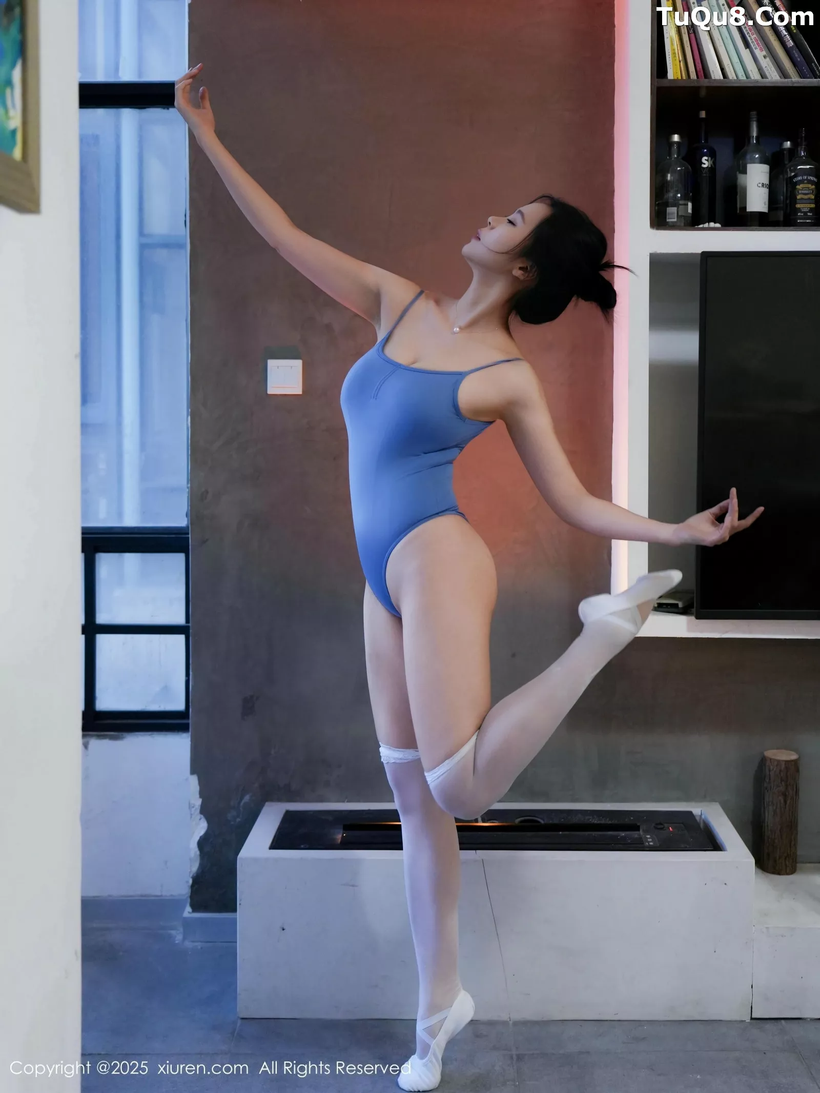 秀人集.com_[XiuRen秀人网]No.10327_模特玫瑰我爱你性感蓝色瑜伽服配白丝袜紧身秀凹凸身材诱惑写真80P