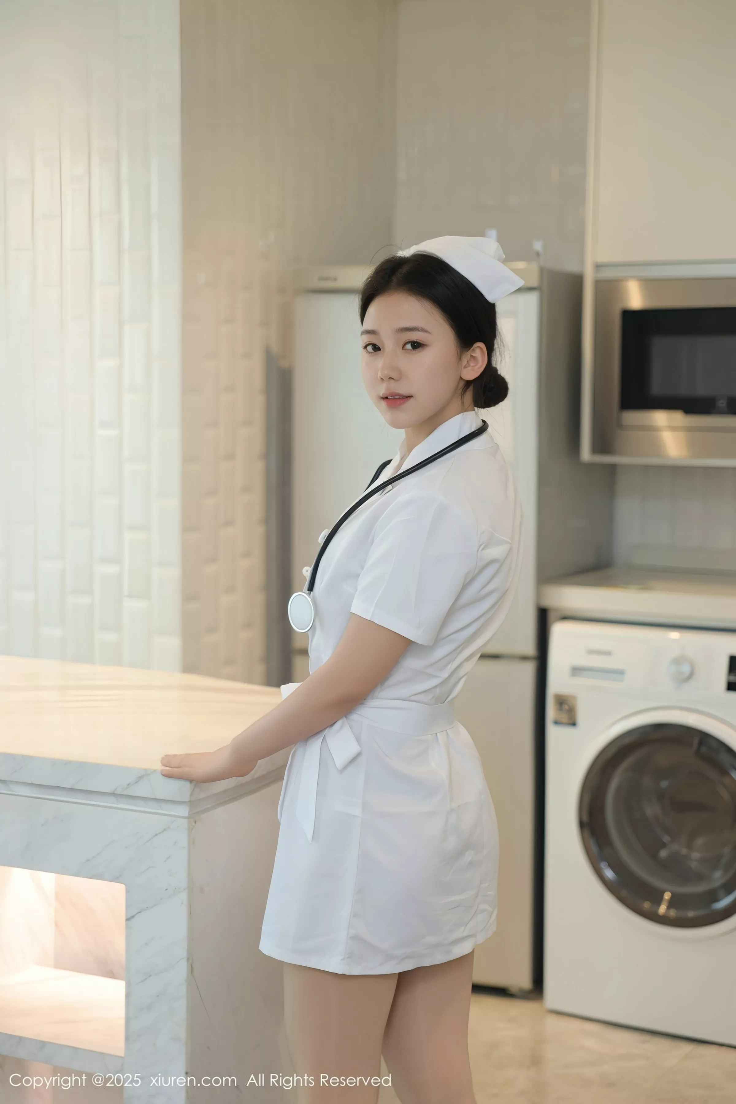 秀人集.com_[XiuRen秀人网]No.10465_模特林嘉馨性感白色护士制服露紫色情趣内衣秀丰腴身材诱惑写真80P