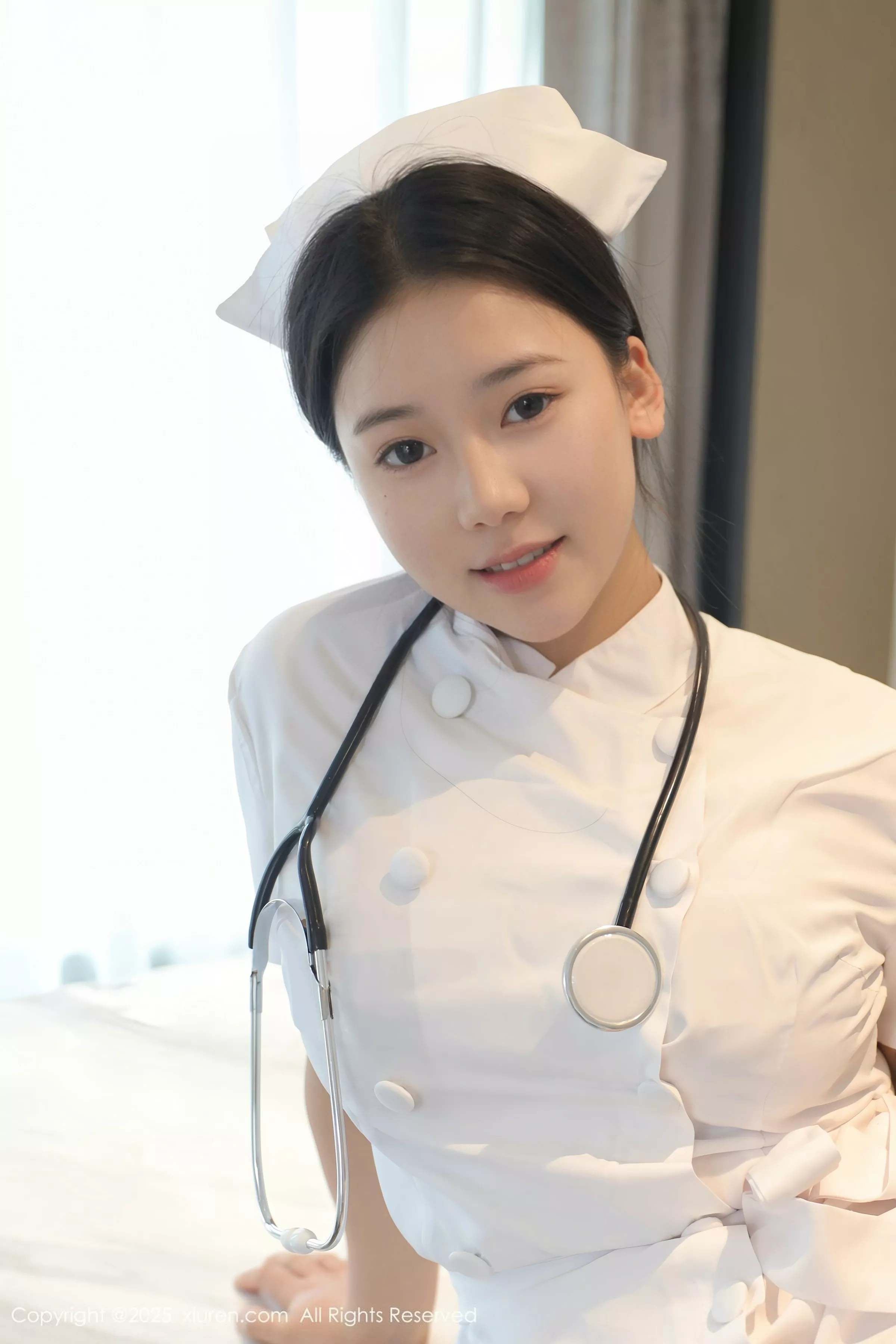 秀人集.com_[XiuRen秀人网]No.10465_模特林嘉馨性感白色护士制服露紫色情趣内衣秀丰腴身材诱惑写真80P