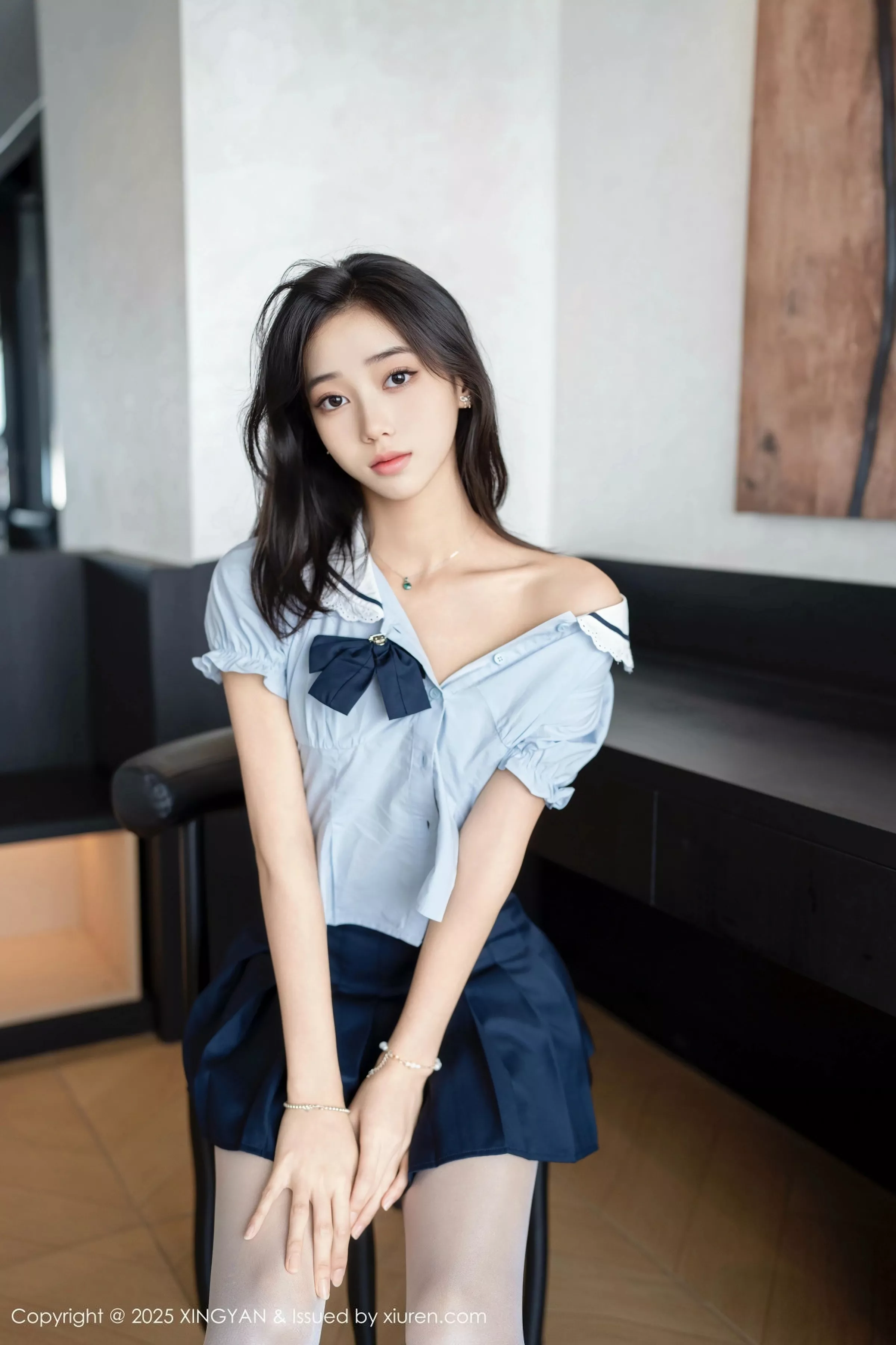 秀人集.com_[XINGYAN星颜社]VOL.360_模特时安安性感深色短裙配超薄无内白丝秀柔美身姿诱惑写真81P