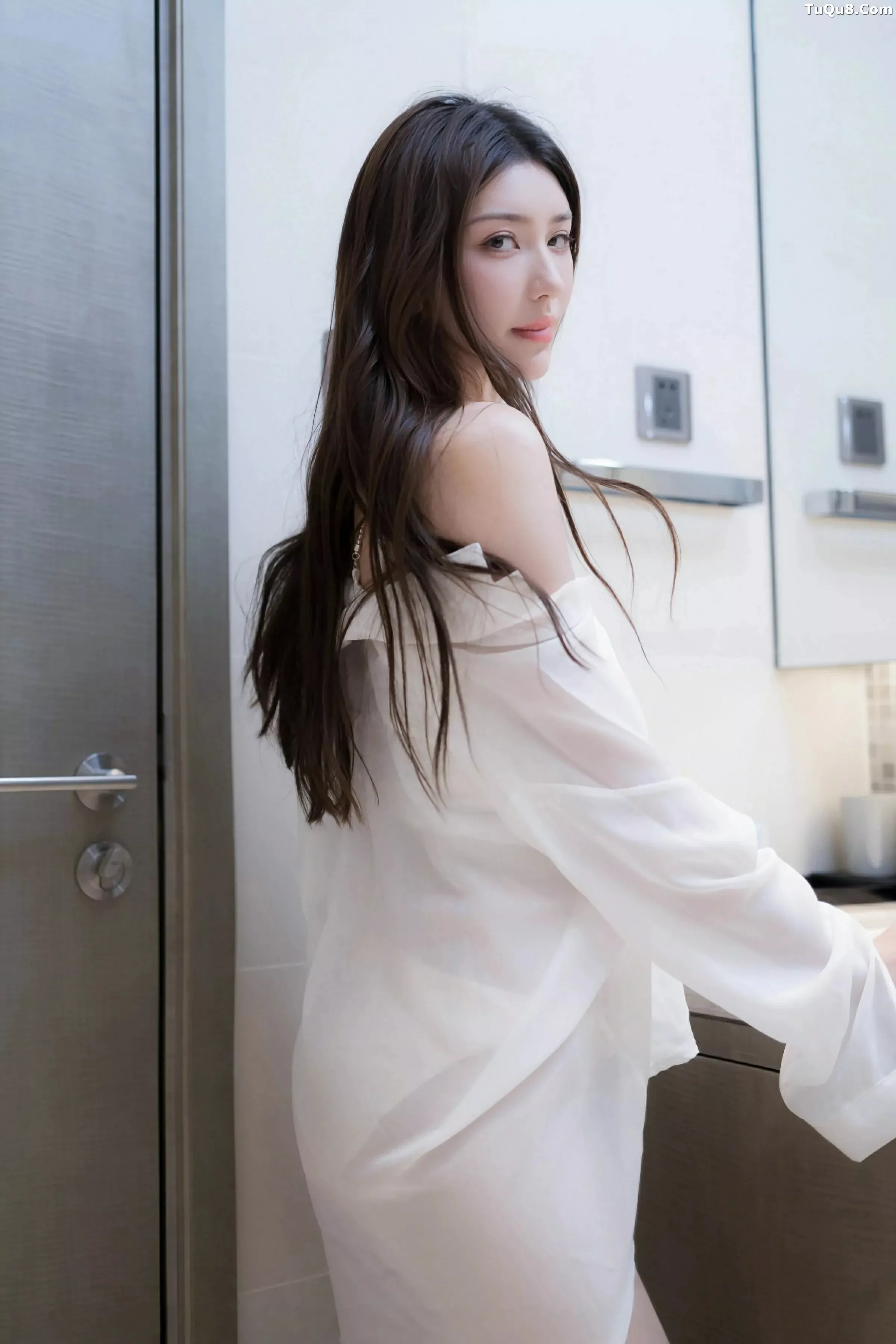 秀人集.com_[XiuRen秀人网]No.10502_模特悦兮浴室场景性感白T衬衫配超薄肉丝湿身秀惹火身材诱惑写真68P