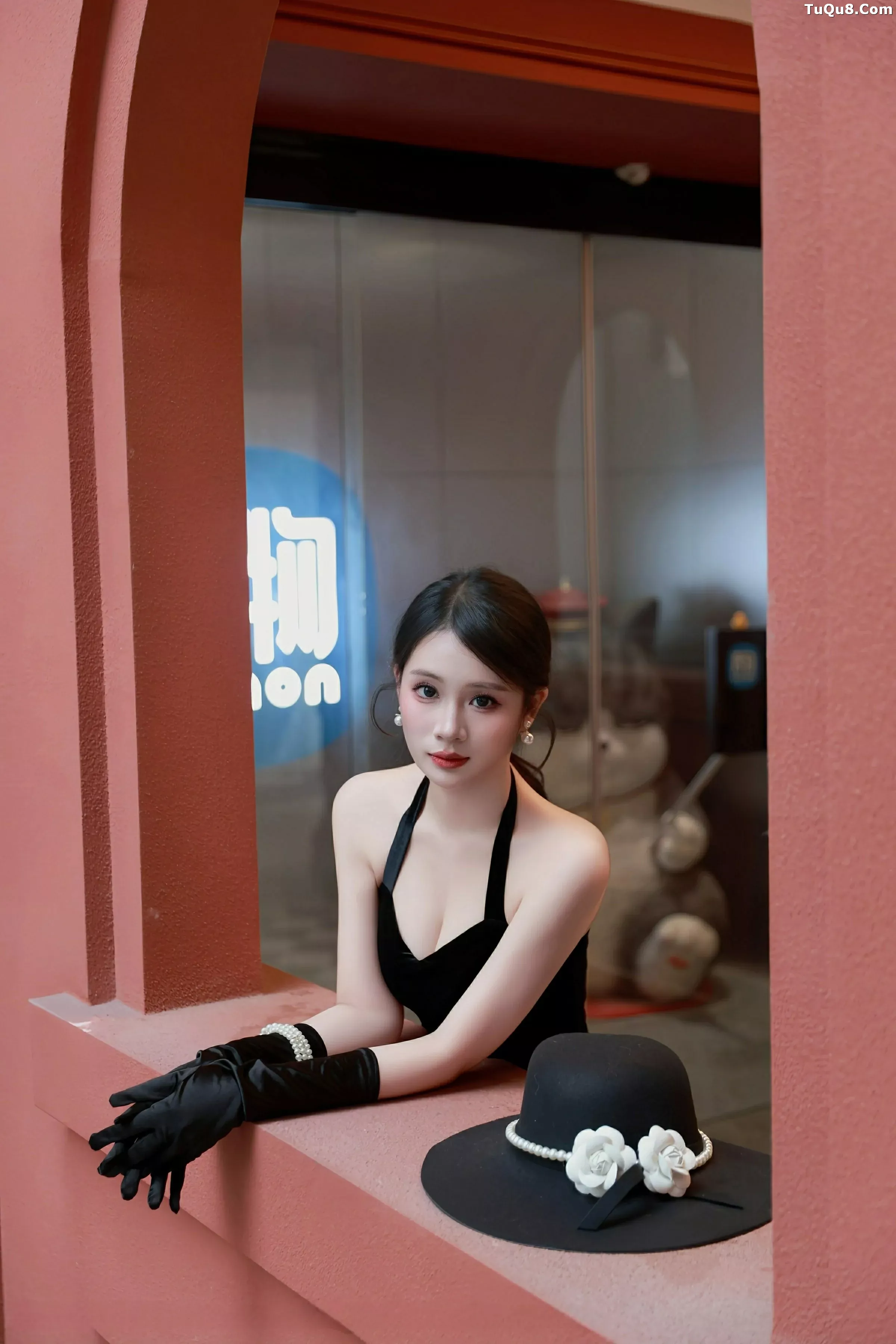 秀人集.com_[XiuRen秀人网]No.10509_模特南乔性感黑色连衣裙+紫色情趣内衣秀柔美身姿撩人诱惑写真89P