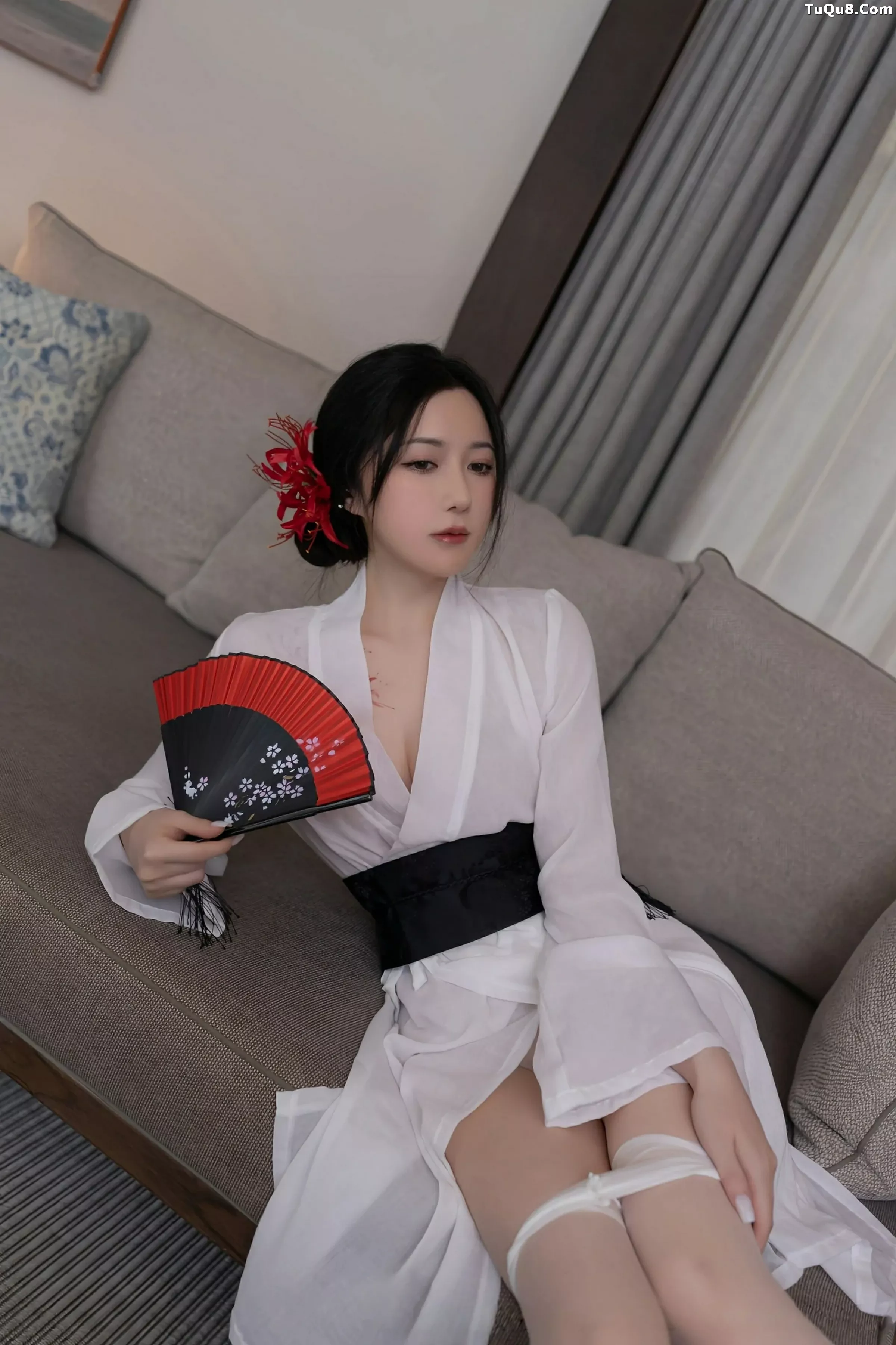 秀人集.com_[XiuRen秀人网]No.10514_模特鱼子酱Fish性感白色薄透服饰配白色丝袜秀曼妙身材诱惑写真80P